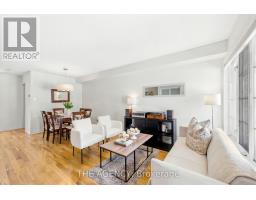 3 WATERTON CRESCENT, Richmond Hill, Ontario