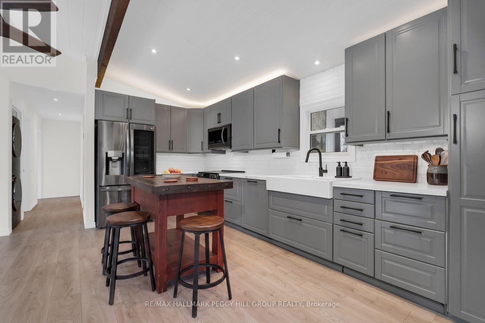 7672 Birch Drive, Ramara, Ontario  L0K 2B0 - Photo 7 - S13420078