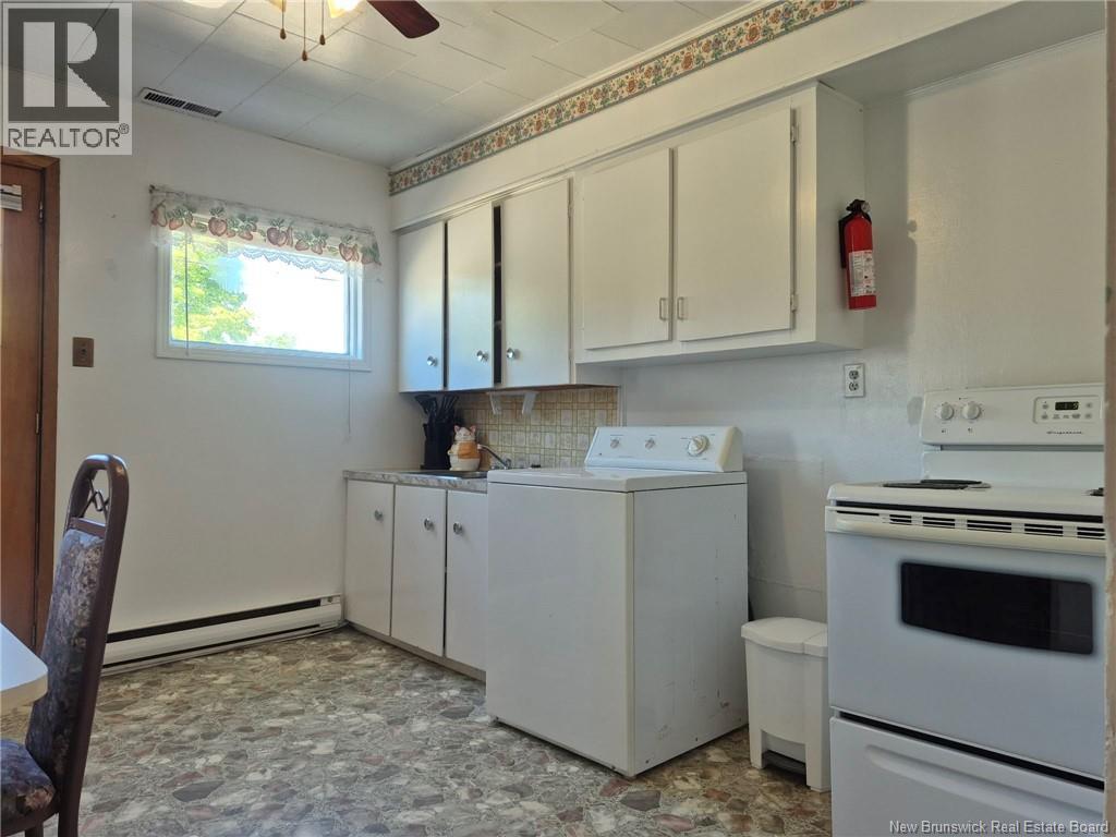 531 Rue Principale, Petit-Rocher, New Brunswick  E8J 1K1 - Photo 2 - NB141330