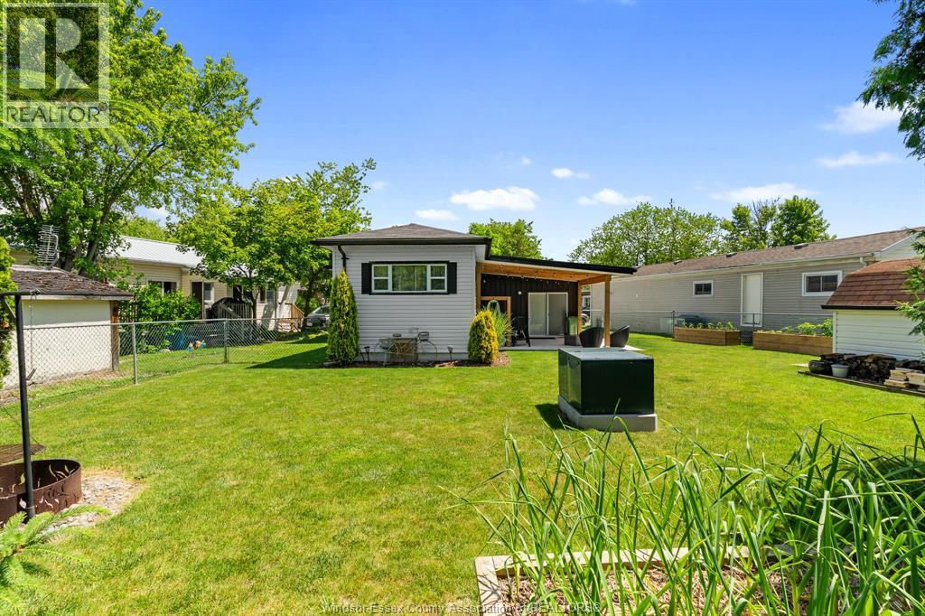 31 Dana Drive, Essex, Ontario  N8M 1Z1 - Photo 30 - 26013579