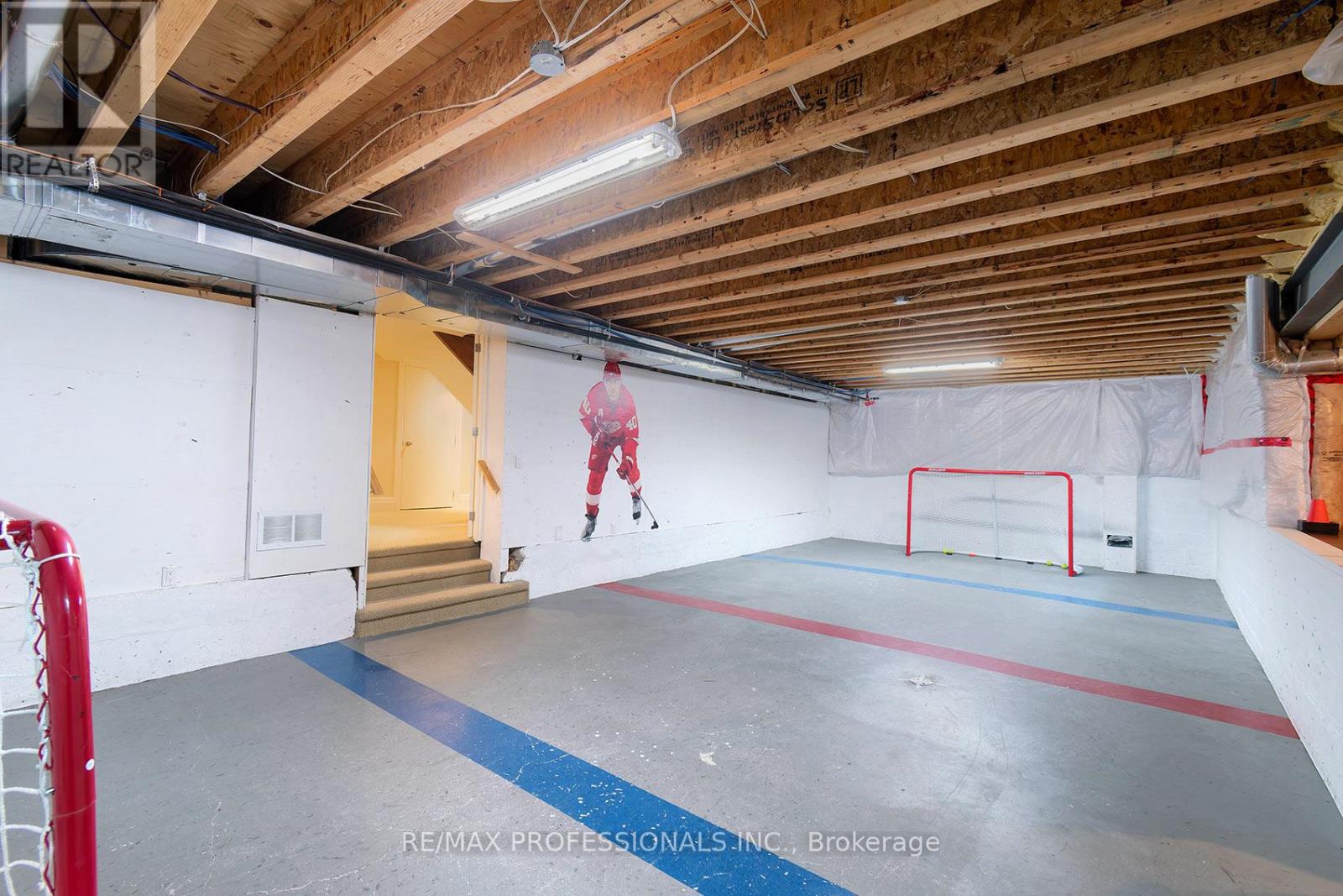 376 Prince Edward Drive N, Toronto, Ontario  M8X 2L7 - Photo 35 - W13419970