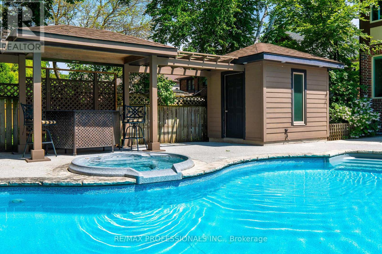 376 Prince Edward Drive N, Toronto, Ontario  M8X 2L7 - Photo 45 - W13419970