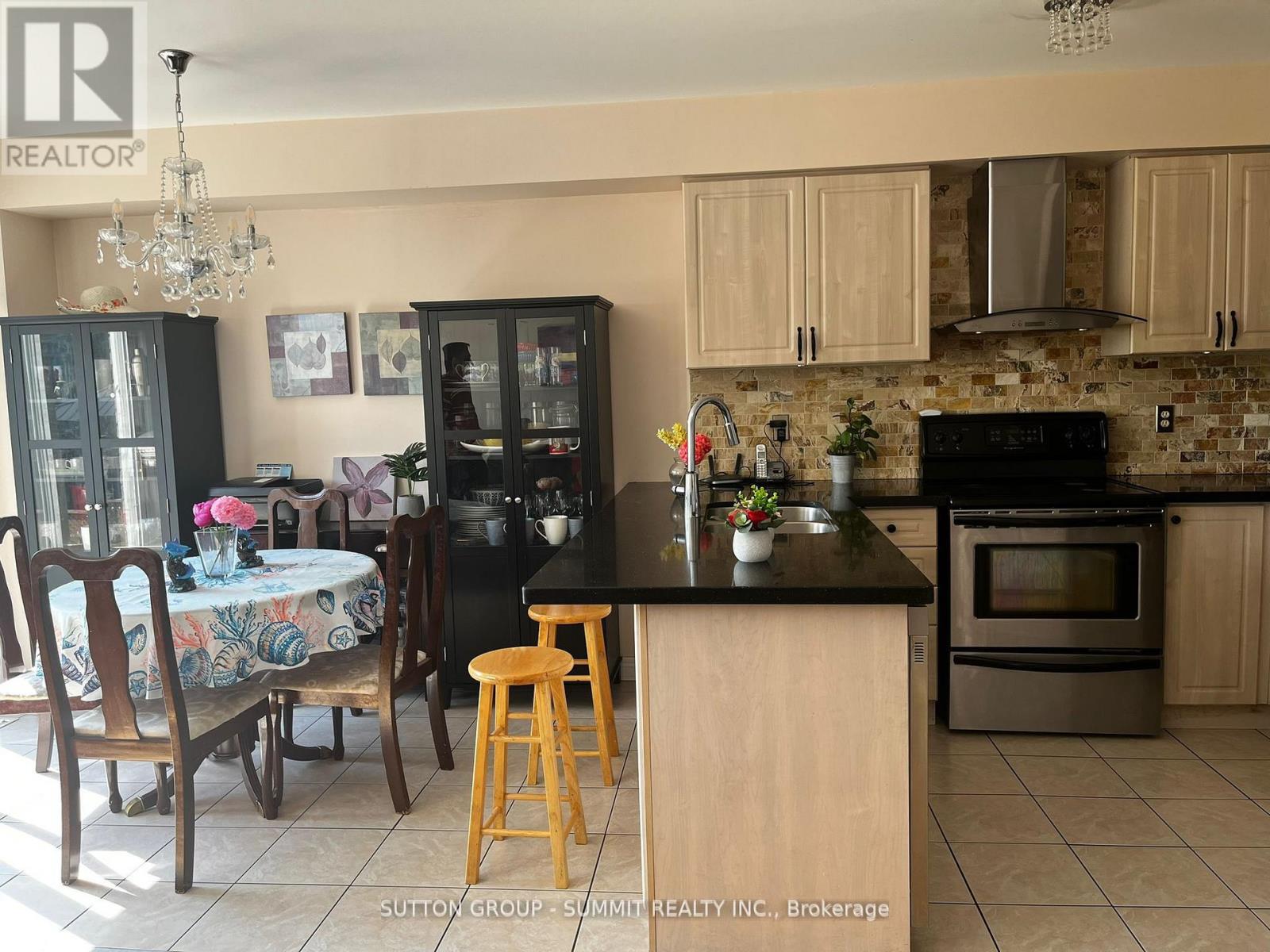 6606 Harmony Hill, Mississauga, Ontario  L5W 1S5 - Photo 7 - W13419988