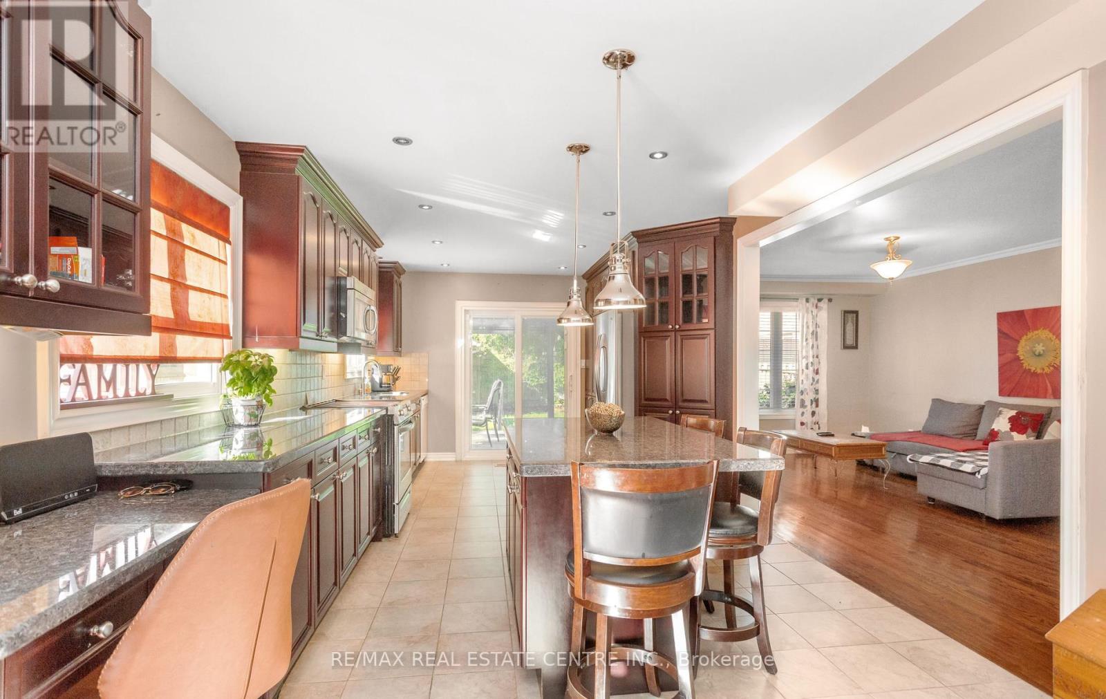 6522 Edenwood Drive, Mississauga, Ontario  L5N 3L6 - Photo 13 - W13420086