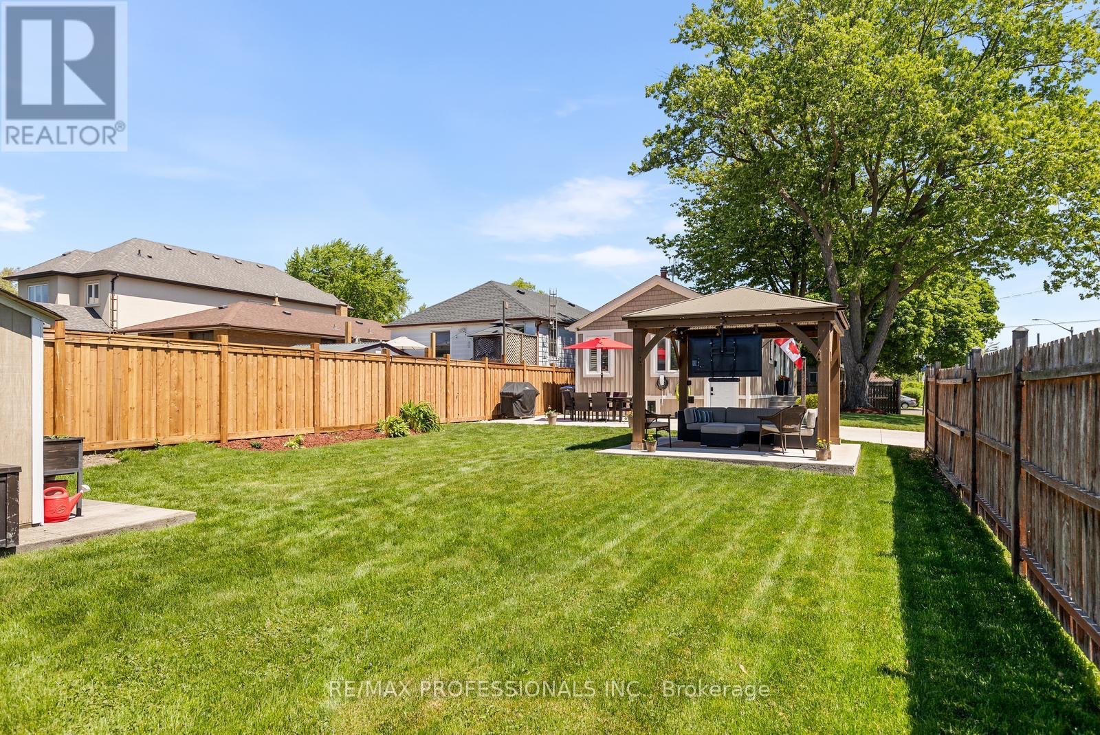 869 First Street, Mississauga, Ontario  L5E 1A6 - Photo 31 - W13420094