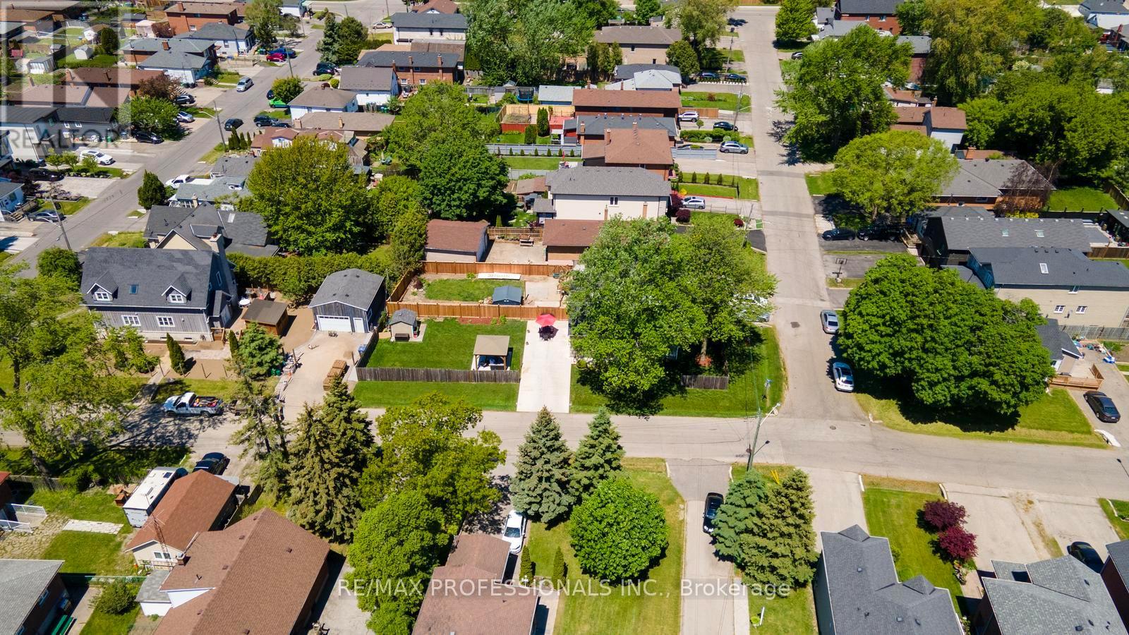 869 First Street, Mississauga, Ontario  L5E 1A6 - Photo 40 - W13420094