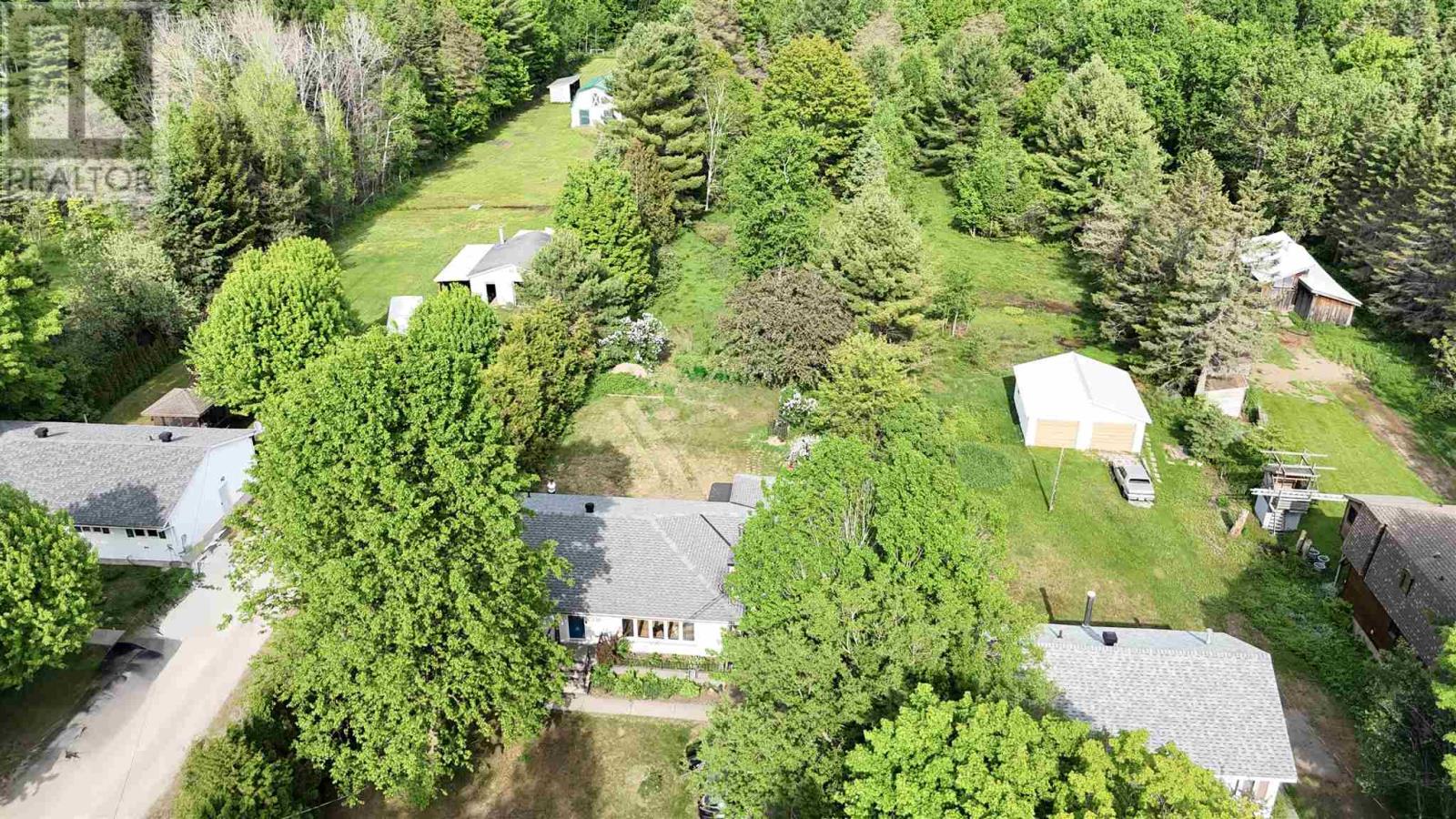 336 Brule Rd, Sault Ste. Marie, Ontario P6A 0B5 - Photo 3 - SM261369