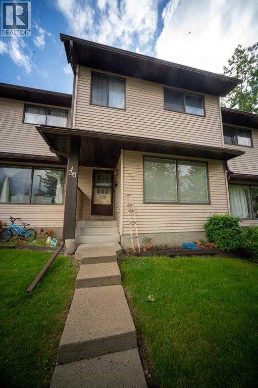 30, 380 Bermuda Drive NW, calgary, Alberta