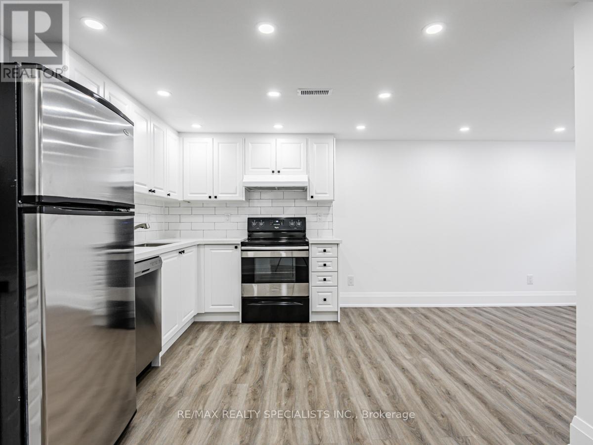 Basement - 12 Deeth Drive, Toronto, Ontario  M9P 2J7 - Photo 10 - W13127486