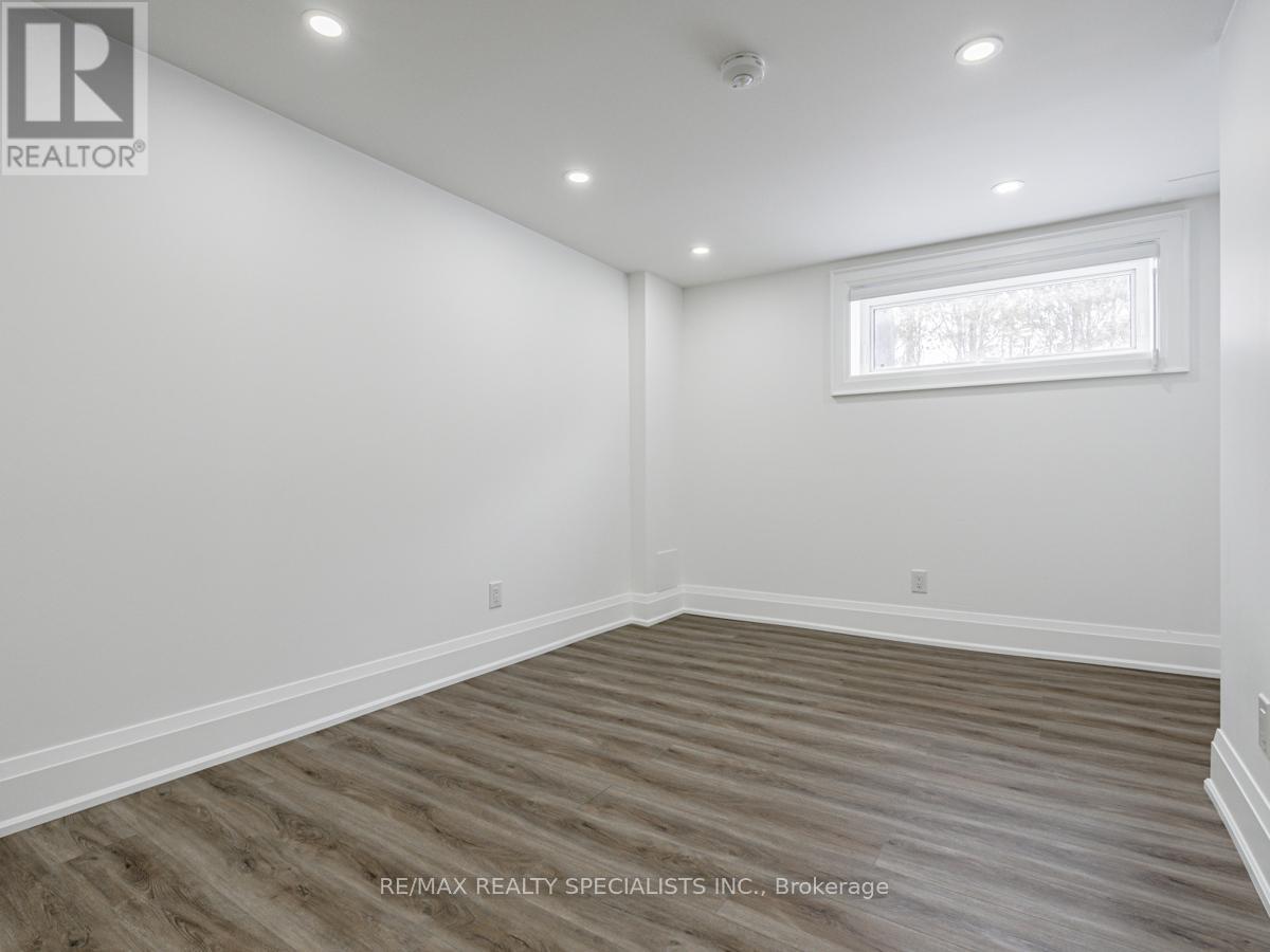 Basement - 12 Deeth Drive, Toronto, Ontario  M9P 2J7 - Photo 18 - W13127486