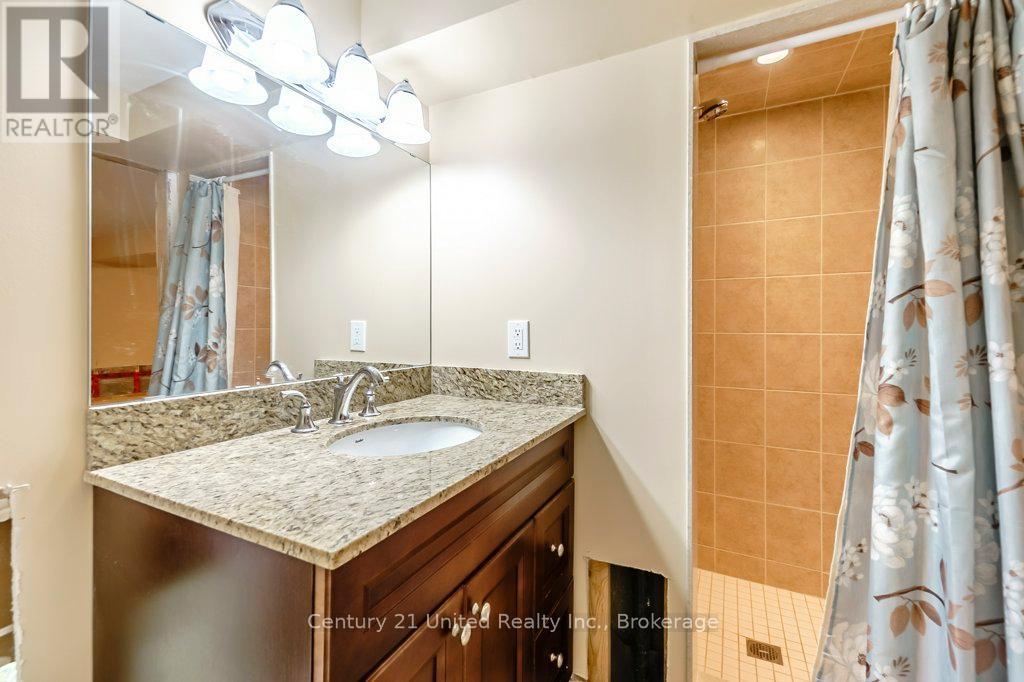 64 Renown Road, Toronto, Ontario  M9A 2E5 - Photo 20 - W13420144