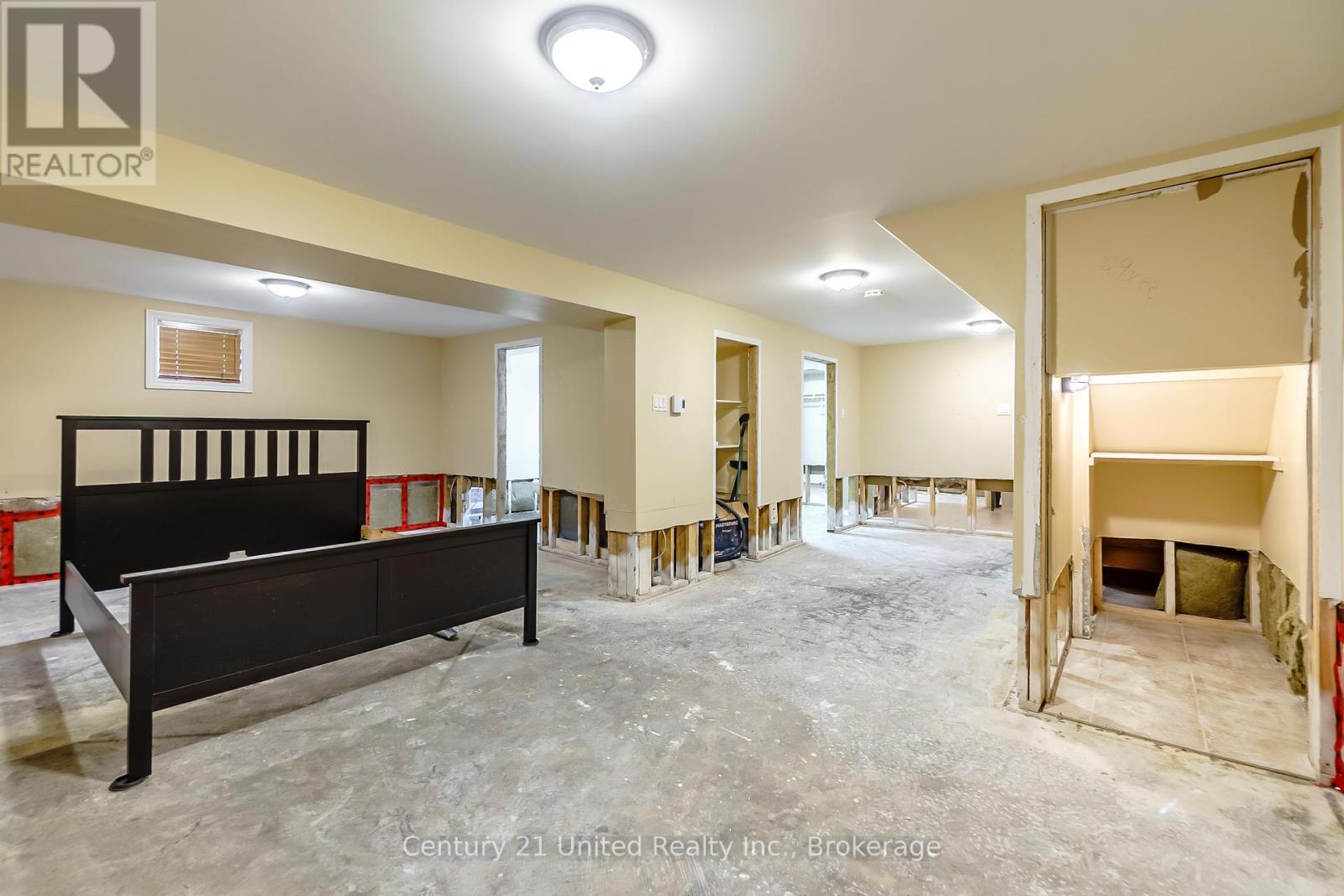 64 Renown Road, Toronto, Ontario  M9A 2E5 - Photo 23 - W13420144
