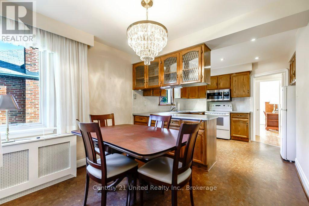 64 Renown Road, Toronto, Ontario  M9A 2E5 - Photo 7 - W13420144