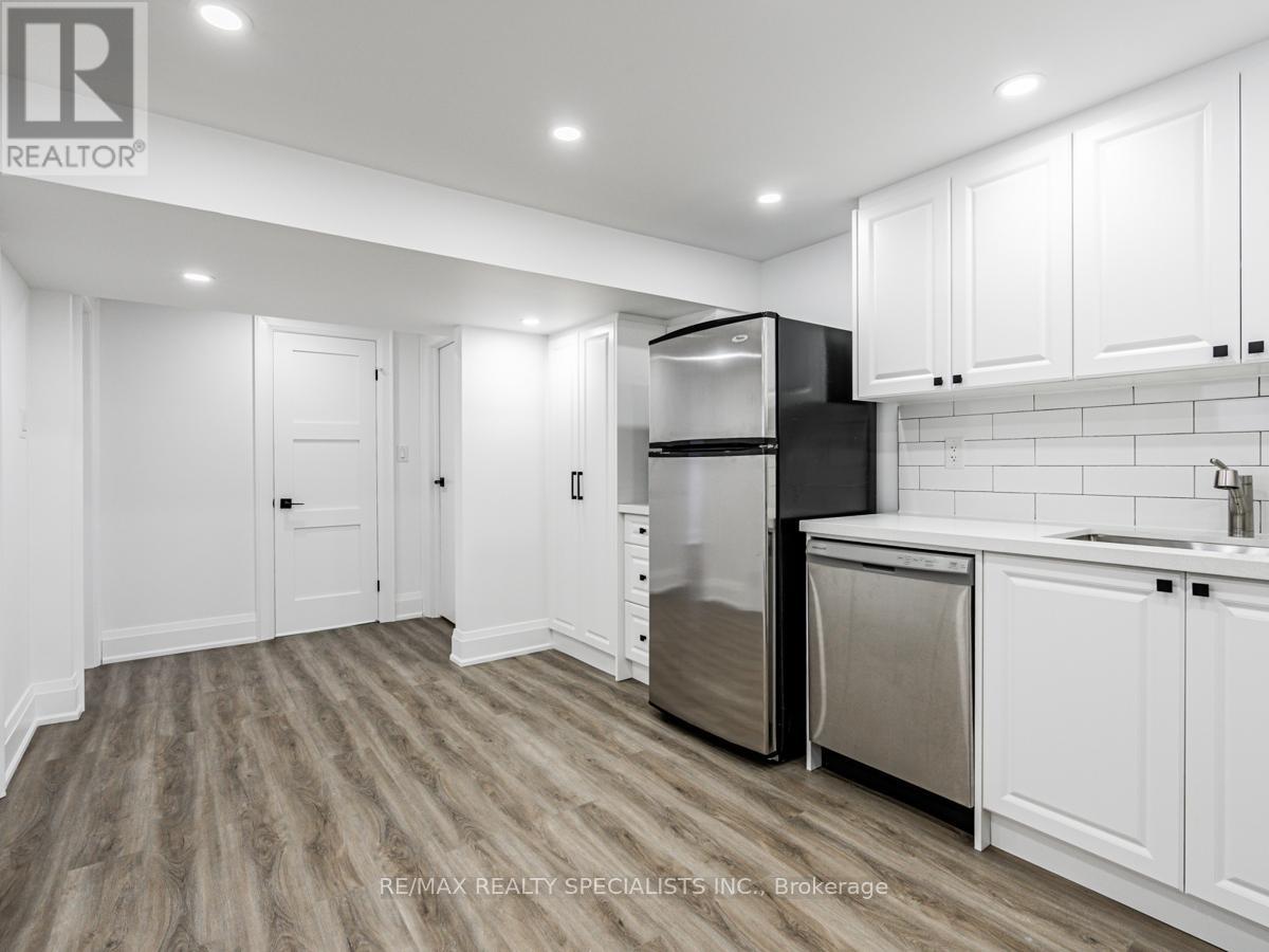 Basement - 12 Deeth Drive, Toronto, Ontario  M9P 2J7 - Photo 13 - W13127486