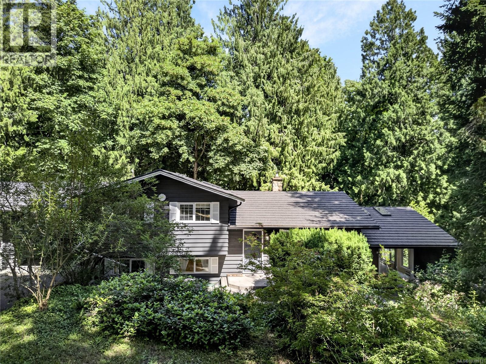 110 Scarff Lane, Salt Spring, British Columbia V8K 2P5 - Photo 4 - 1038911
