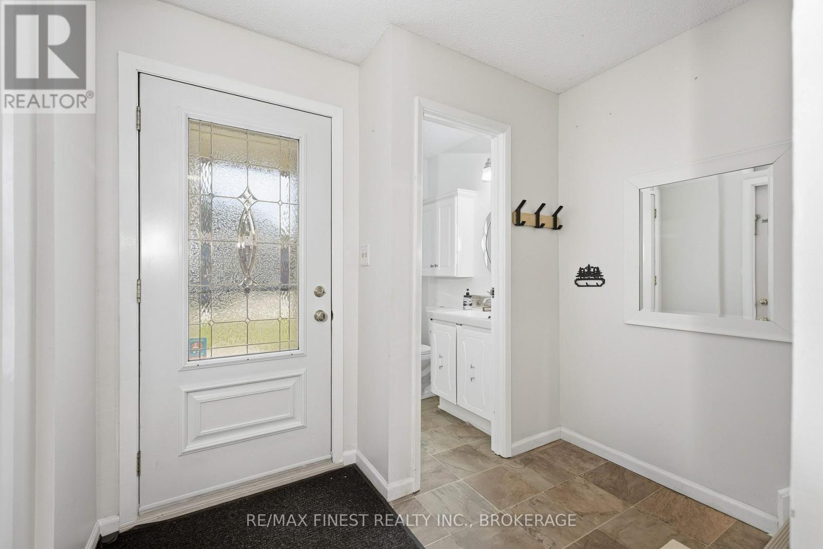 26 Windfield Crescent, Kingston, Ontario  K7K 6G2 - Photo 2 - X13420420