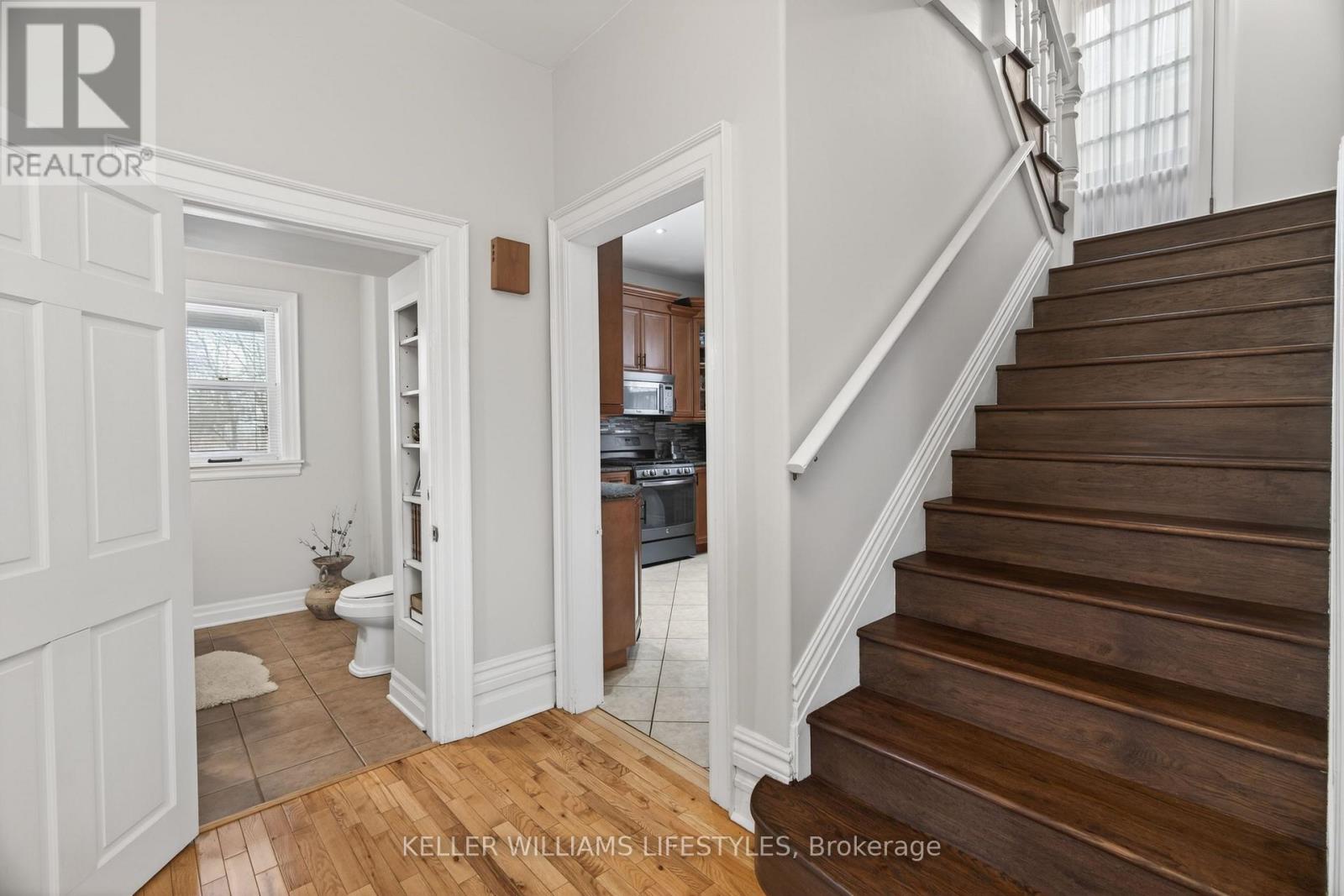 169 Ridout Street S, London South, Ontario N6C 3X7 - Photo 14 - X13420180