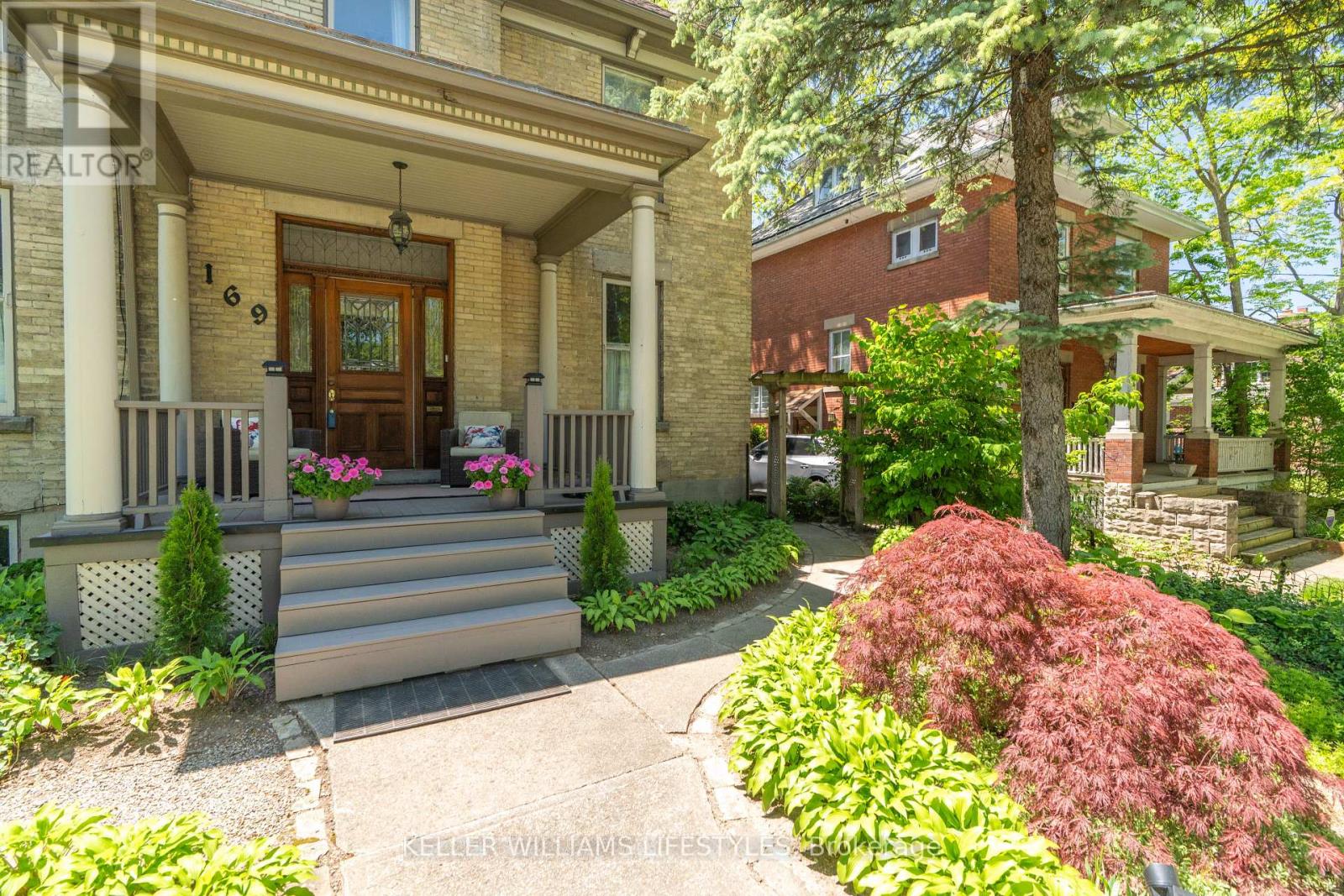 169 Ridout Street S, London South, Ontario N6C 3X7 - Photo 3 - X13420180