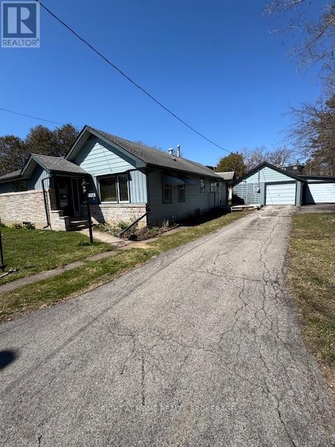 3906 Alexandra Road, Fort Erie, Ontario  L0S 1B0 - Photo 2 - X12643230