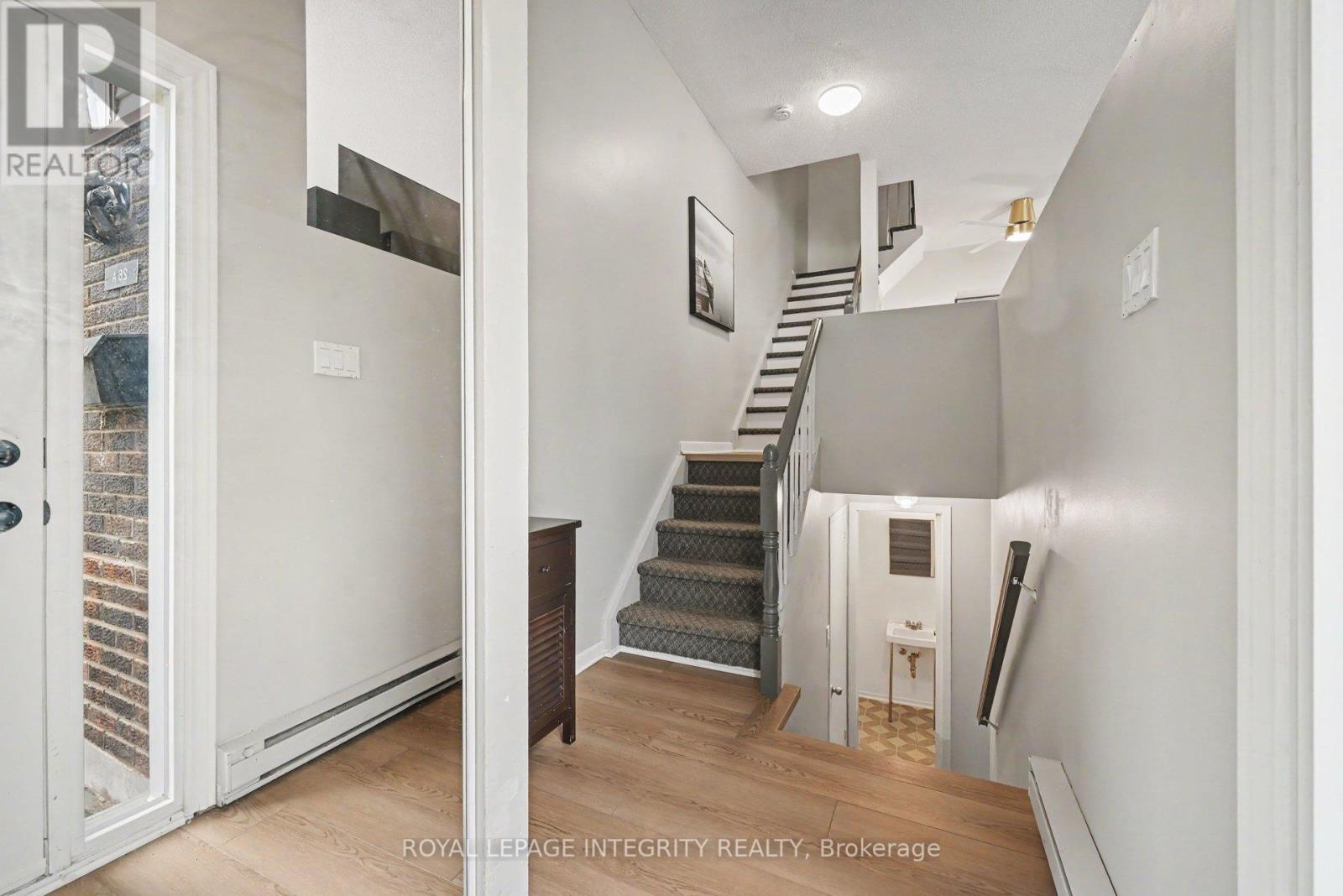 A - 26a Lovell Lane, Ottawa, Ontario  K2H 9B6 - Photo 4 - X13420206