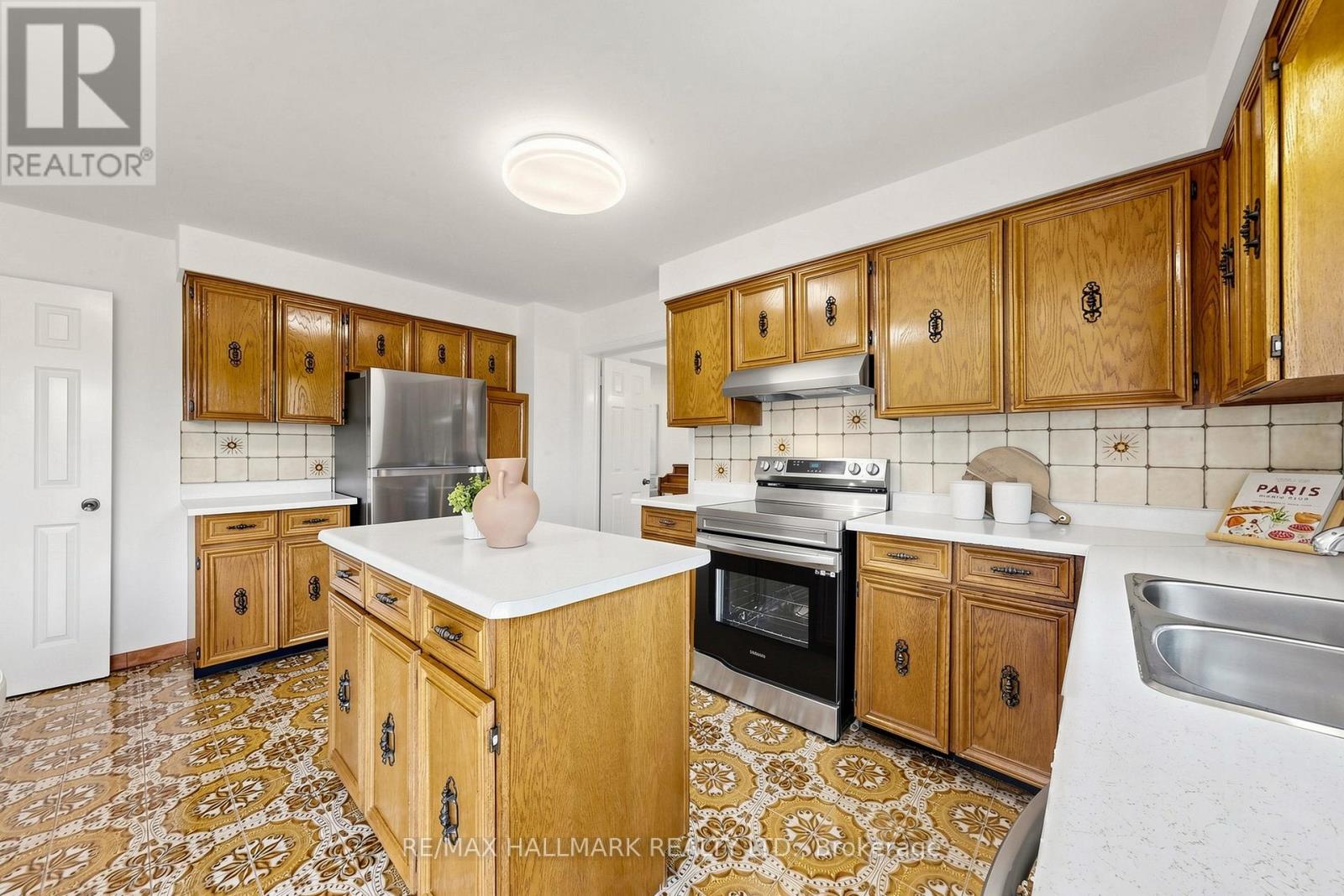 38 Elmartin Drive, Toronto, Ontario  M1W 3C5 - Photo 15 - E13414572