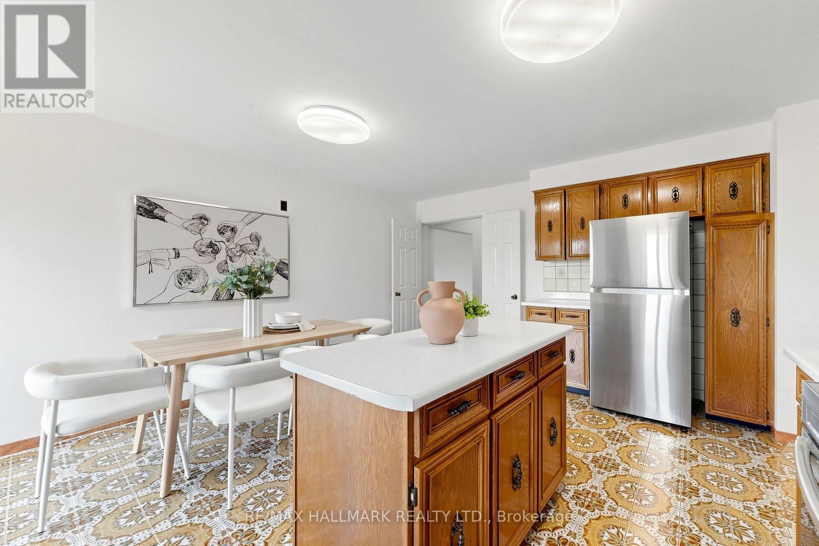 38 Elmartin Drive, Toronto, Ontario  M1W 3C5 - Photo 16 - E13414572