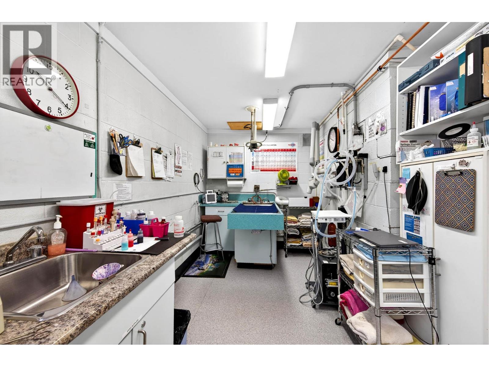 104 Tranquille Road, Kamloops, British Columbia V2B 3E6 - Photo 39 - 10390673