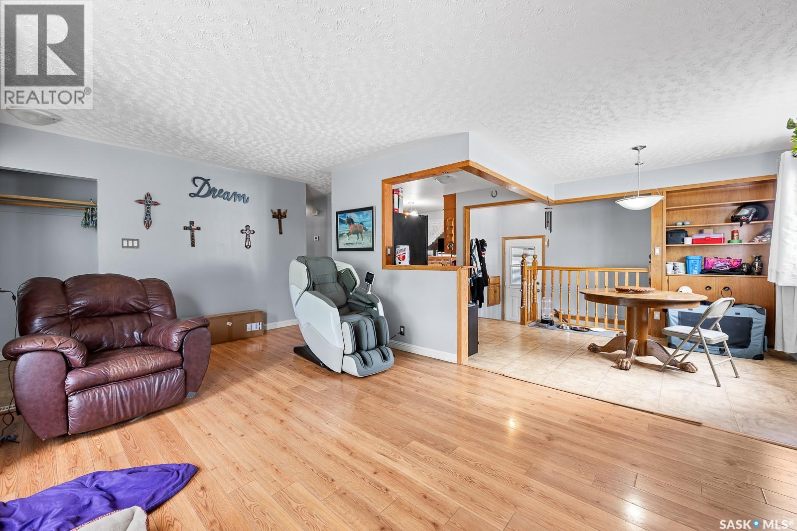 621 20th Avenue E, Regina, Saskatchewan  S4N 1J9 - Photo 5 - SK038606