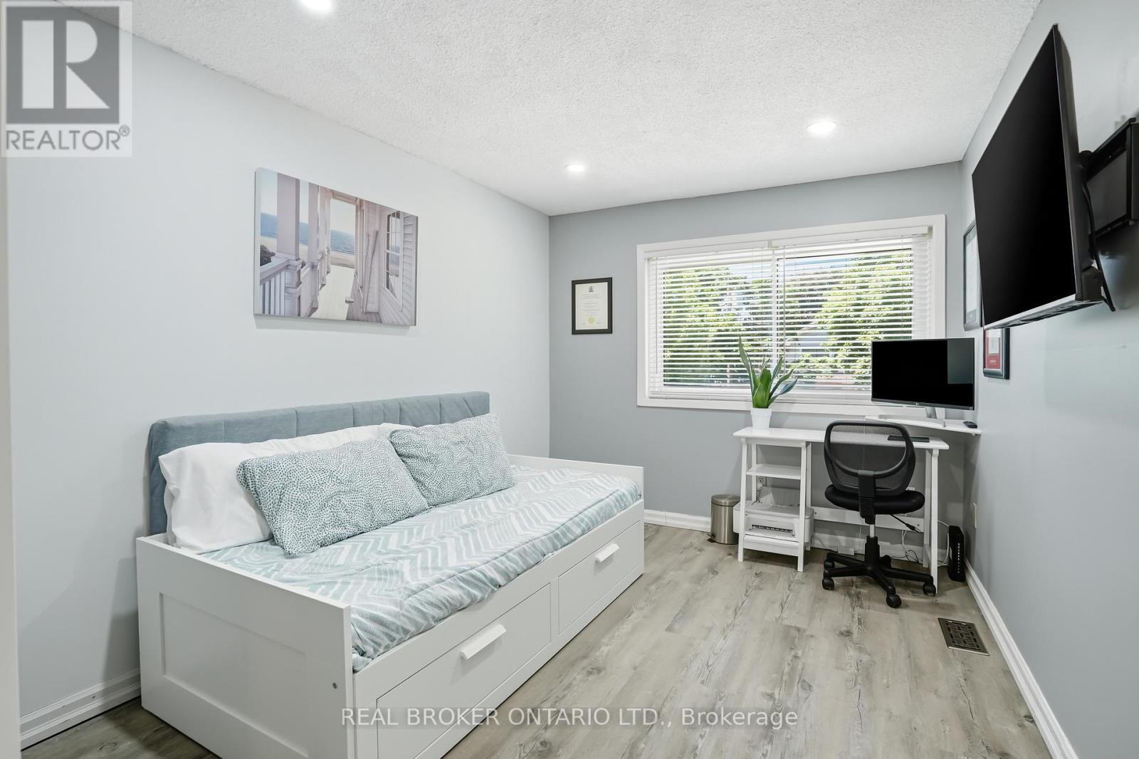 7 Fairington Crescent, St. Catharines, Ontario  L2N 5W2 - Photo 21 - X13279746
