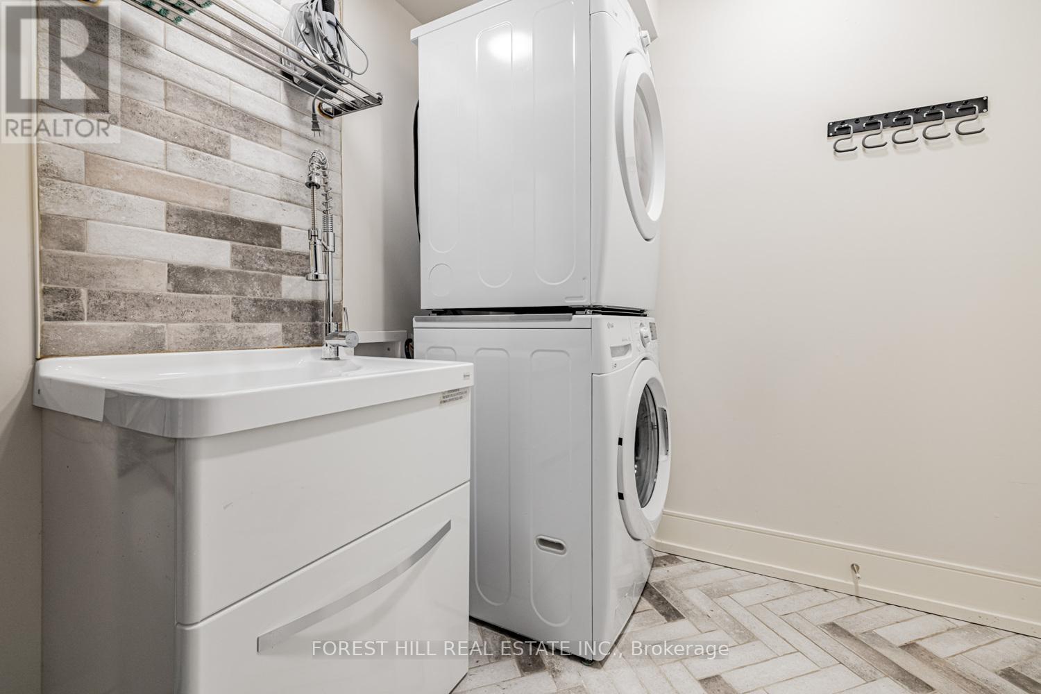 143 Hillsdale Avenue E, Toronto, Ontario  M4S 1T4 - Photo 28 - C13420136