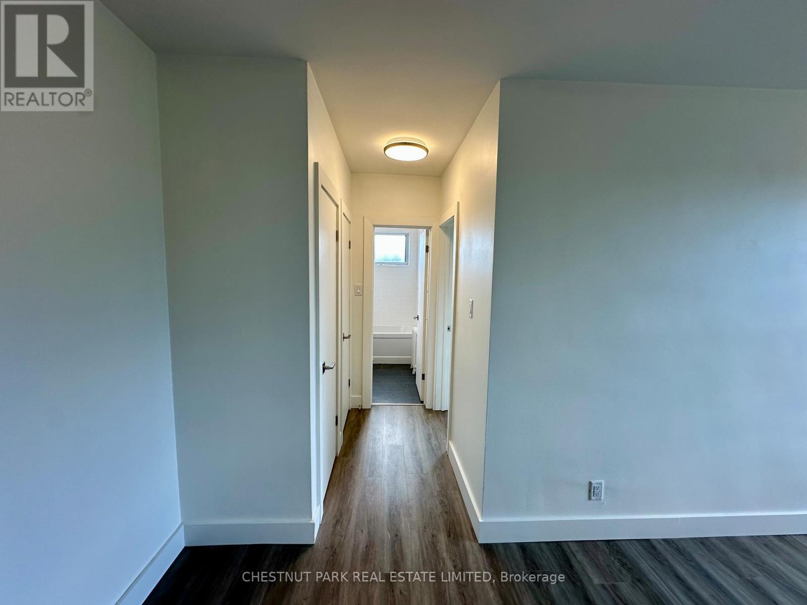 9 - 3 Wingreen Court, Toronto, Ontario  M3B 1B9 - Photo 10 - C13420174