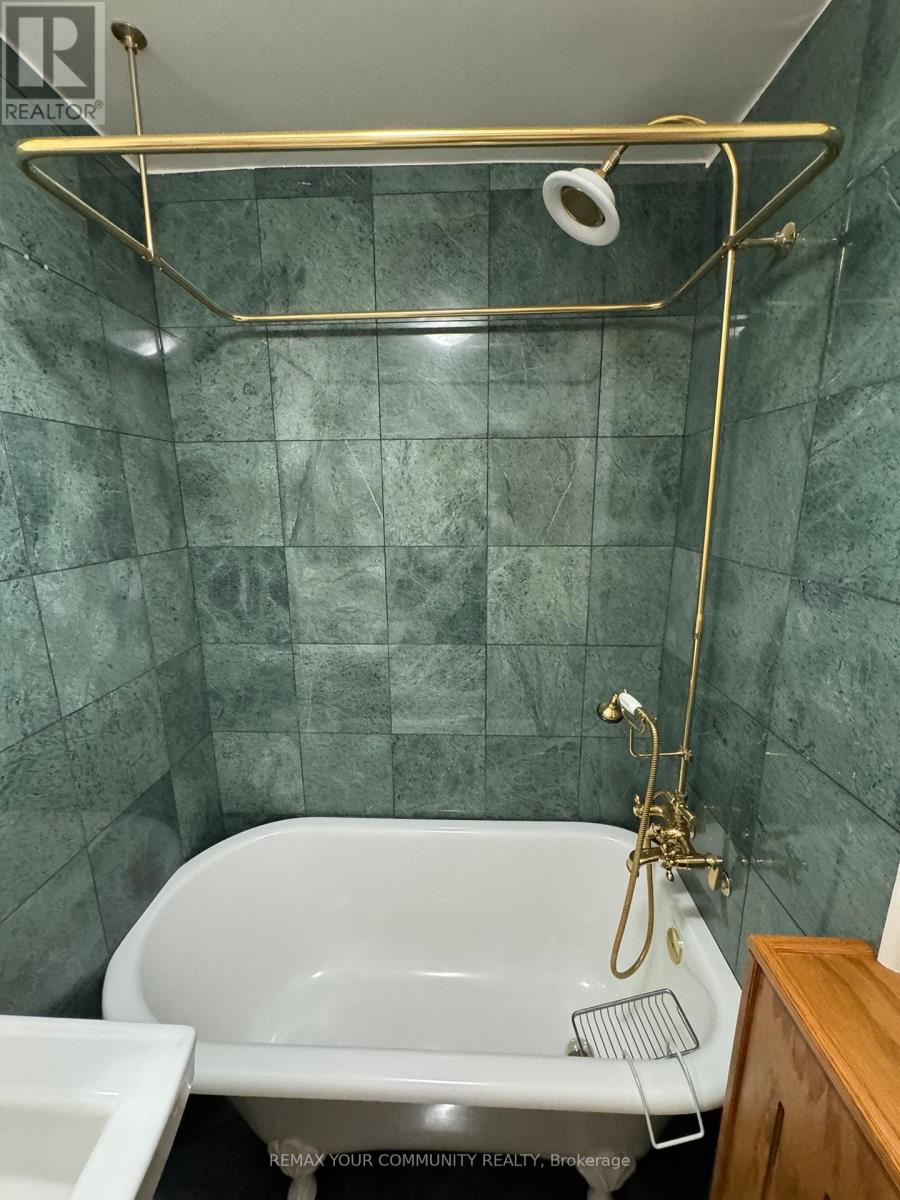 Main - 181 St Clair Avenue, Toronto, Ontario  M4T 1N9 - Photo 14 - C13420462