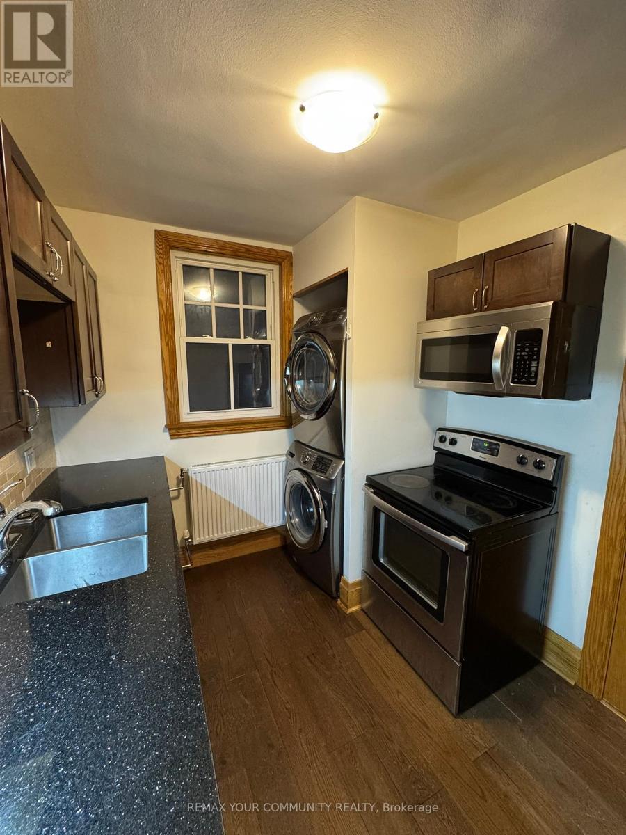 Main - 181 St Clair Avenue, Toronto, Ontario  M4T 1N9 - Photo 6 - C13420462