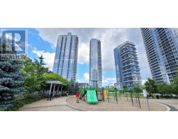 323 - 275 VILLAGE GREEN SQUARE, Toronto, Ontario