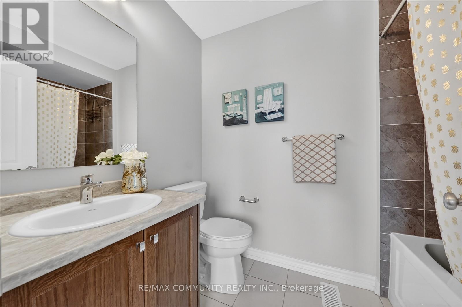 45 Douet Lane, Ajax, Ontario  L1Z 0V4 - Photo 33 - E13420274