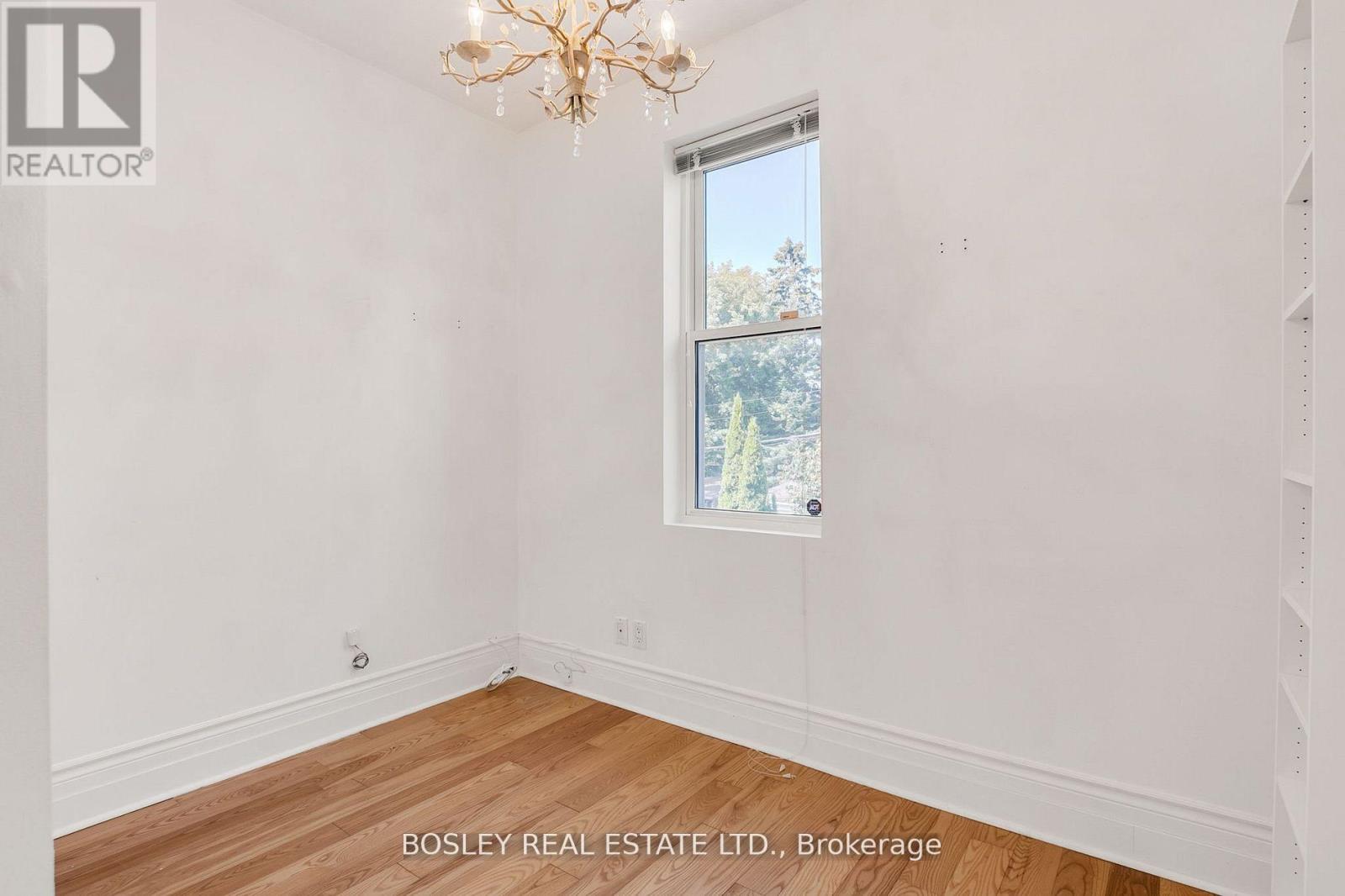 22 Kent Road, Toronto, Ontario  M4L 2X6 - Photo 18 - E13420472