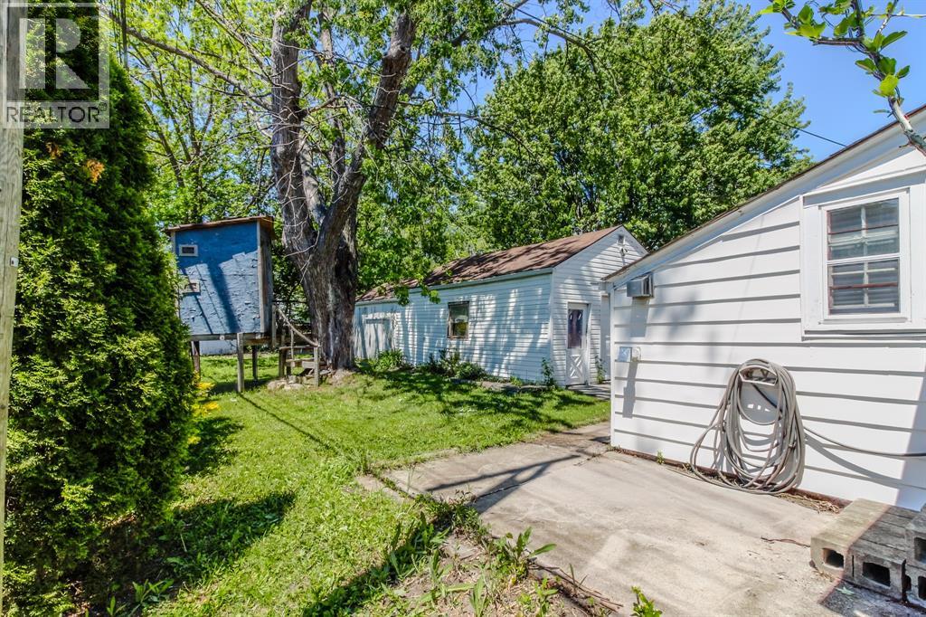 117 Walnut Avenue South, Sarnia, Ontario  N7T 3V5 - Photo 6 - 26012583