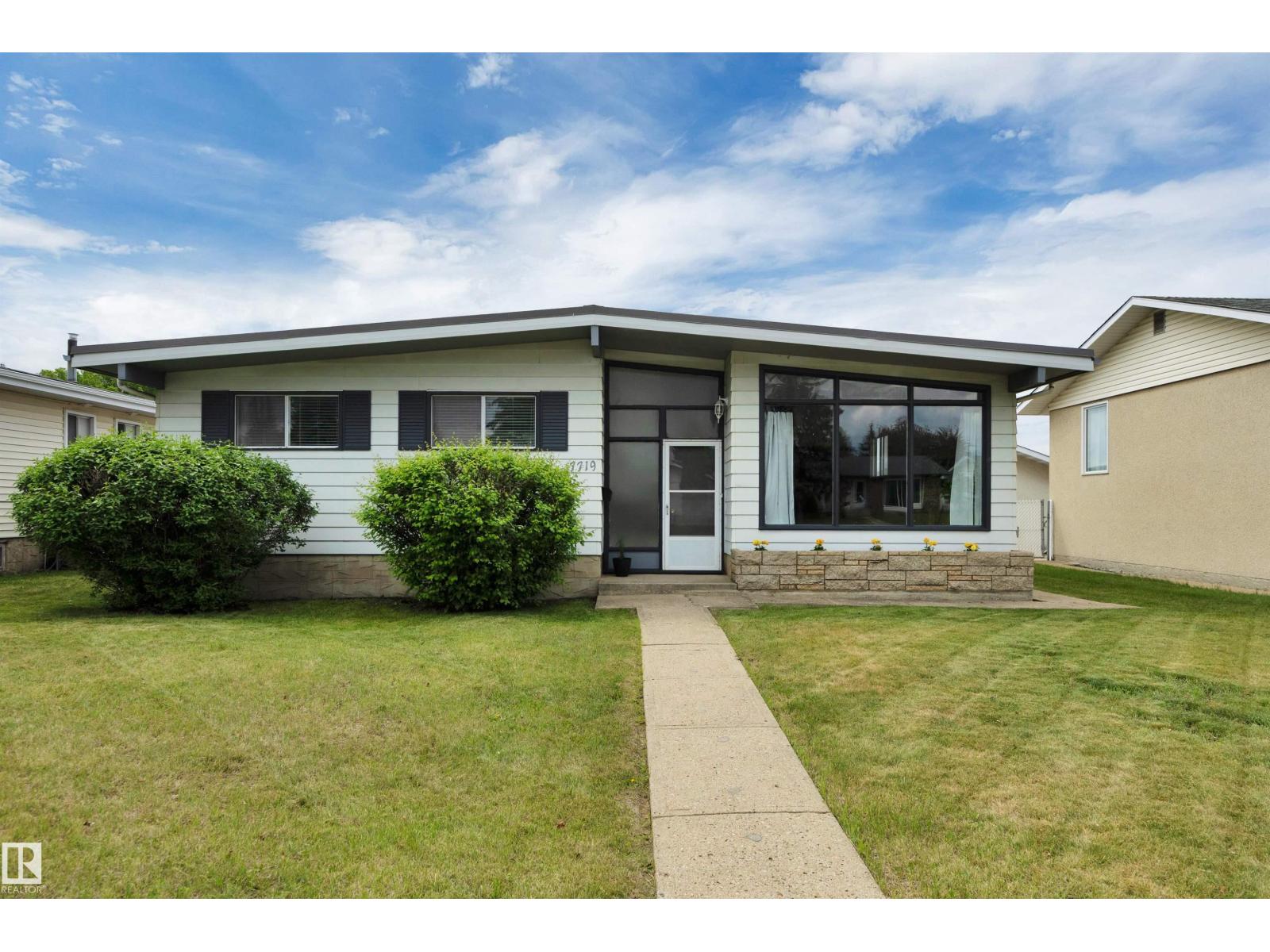 7719 144 Av NW, Edmonton, Alberta  T5C 2R9 - Photo 1 - E4492602