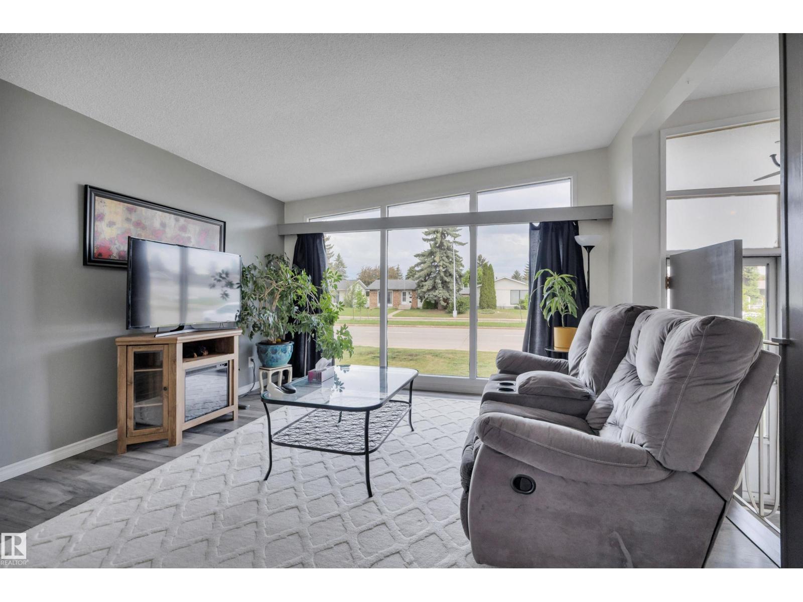7719 144 Av NW, Edmonton, Alberta  T5C 2R9 - Photo 10 - E4492602
