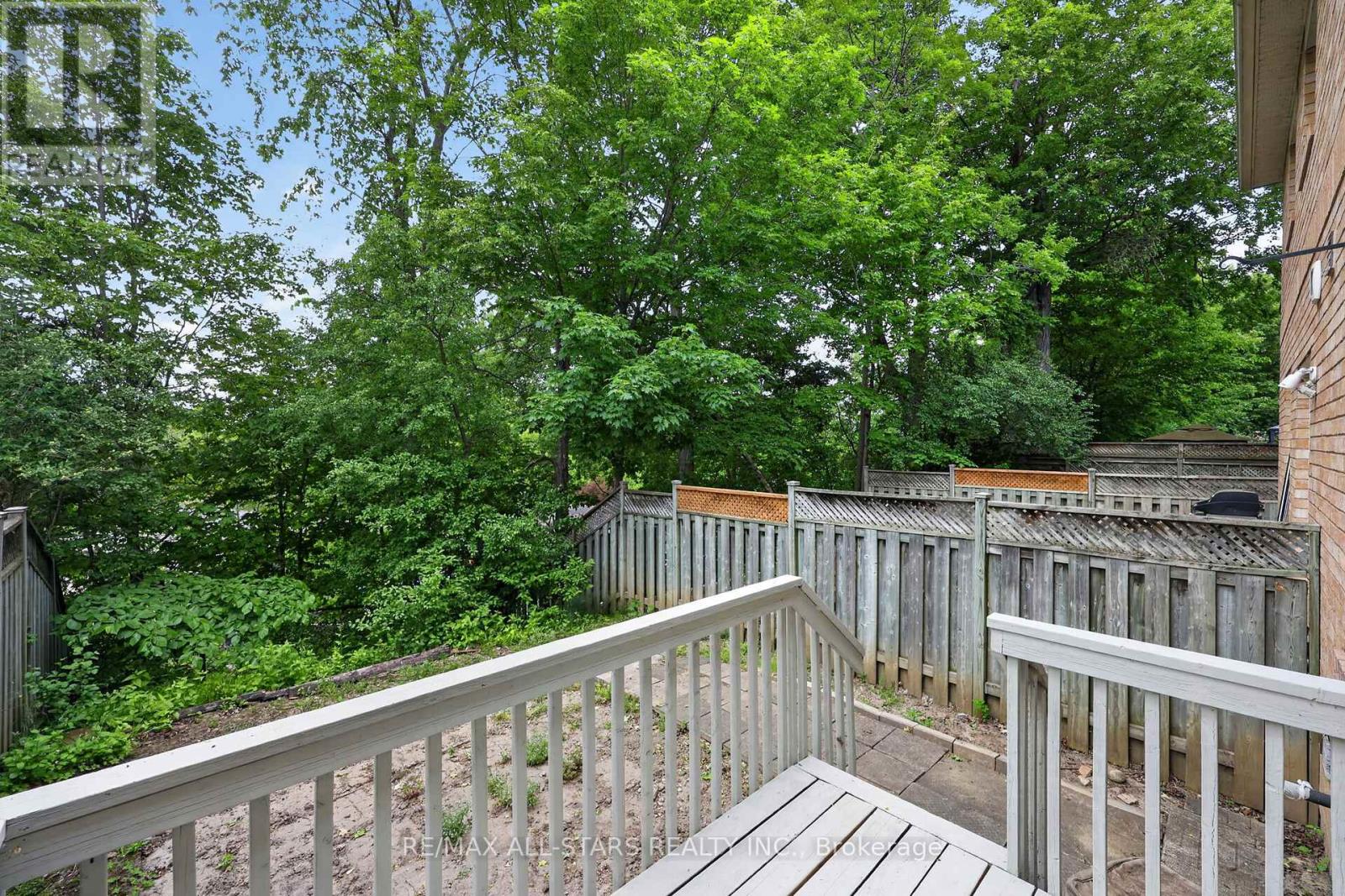 18 Lancaster Court, Georgina, Ontario  L4P 4A1 - Photo 33 - N13420176