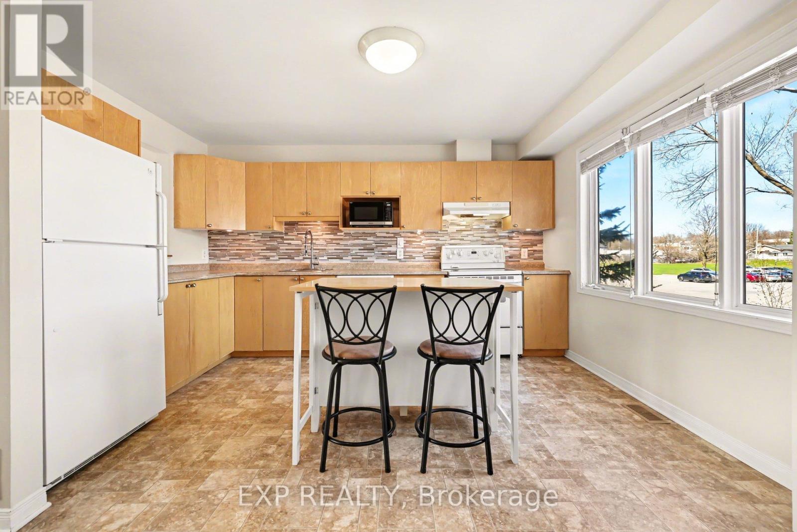 8 Barnaby Private, Ottawa, Ontario  K1K 4S4 - Photo 12 - X13236572