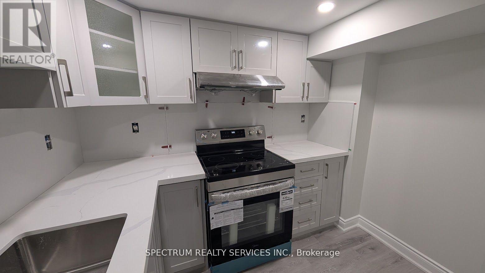 Bsmt - 1525 Cranberry Crescent, Milton, Ontario  L9T 7E7 - Photo 2 - W13420160