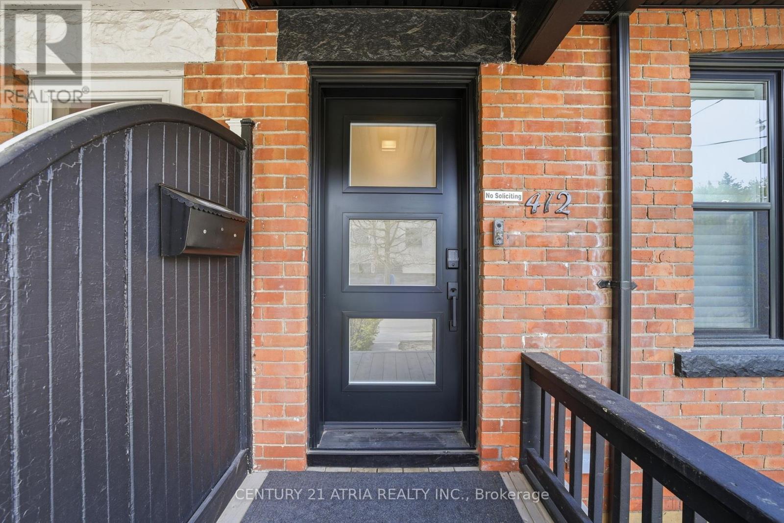 2nd Flr - 412 Delaware Avenue, Toronto, Ontario  M6H 2T9 - Photo 2 - W13420188