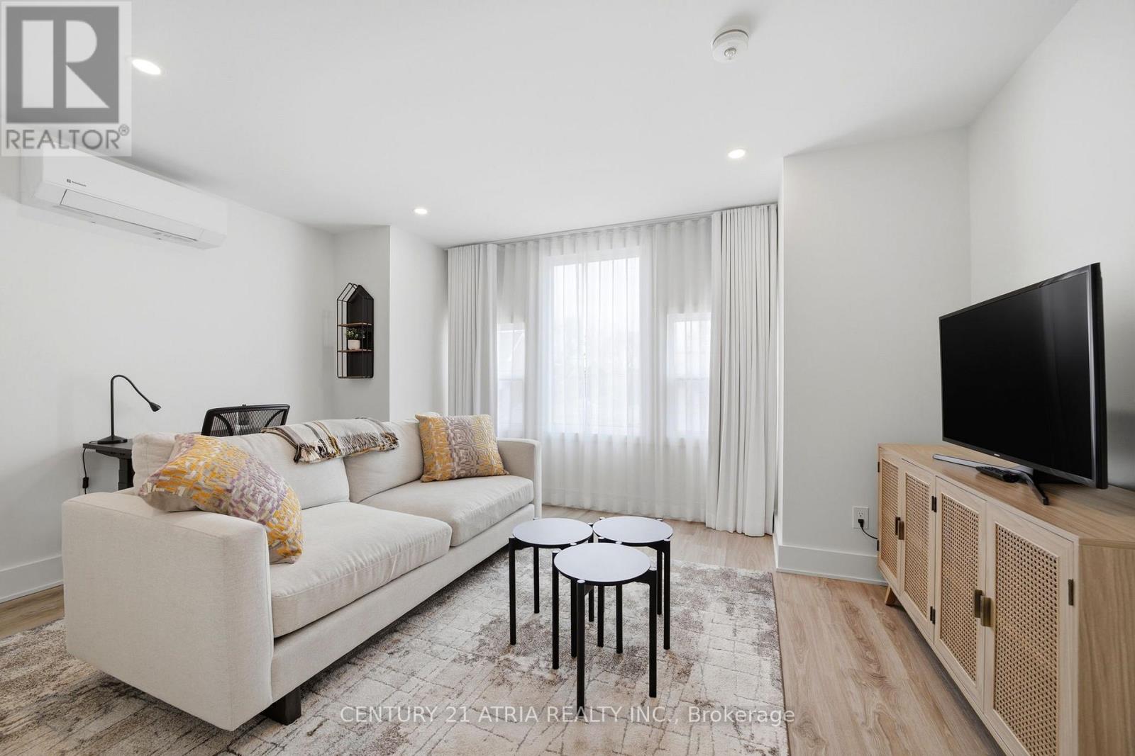 2nd Flr - 412 Delaware Avenue, Toronto, Ontario  M6H 2T9 - Photo 9 - W13420188