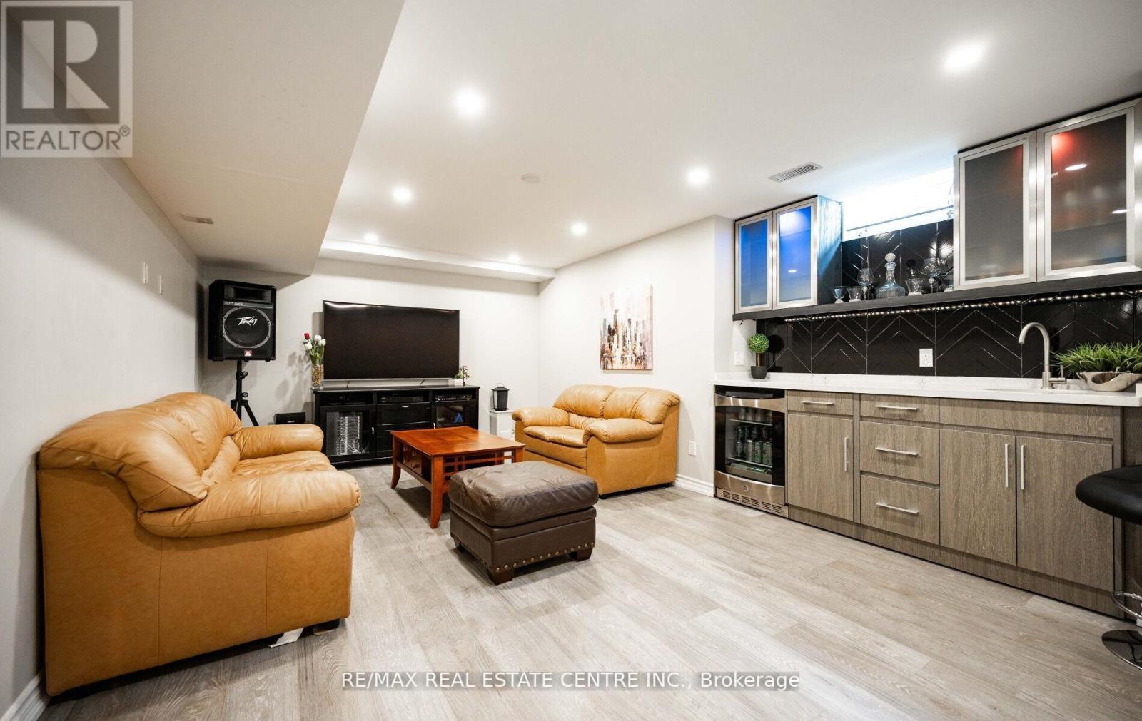 3672 Swanson Drive, Mississauga, Ontario  L5N 8J6 - Photo 38 - W13420202