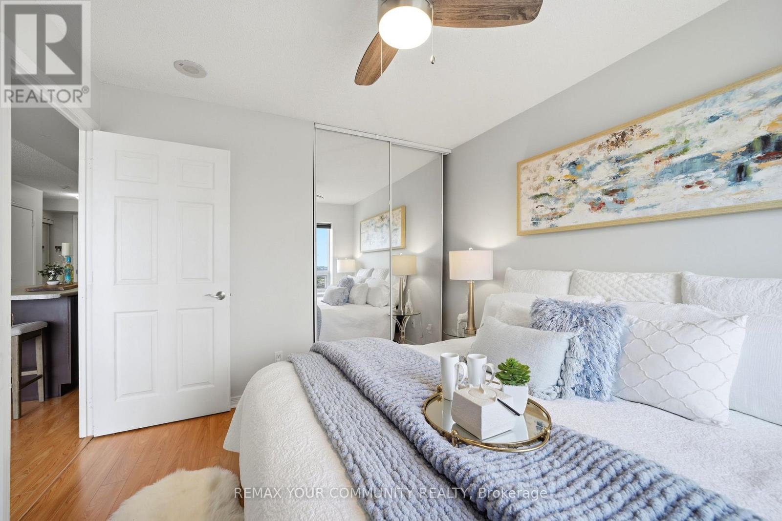 60 Heintzman Street, Toronto, Ontario  M6P 5A1 - Photo 10 - W13420278