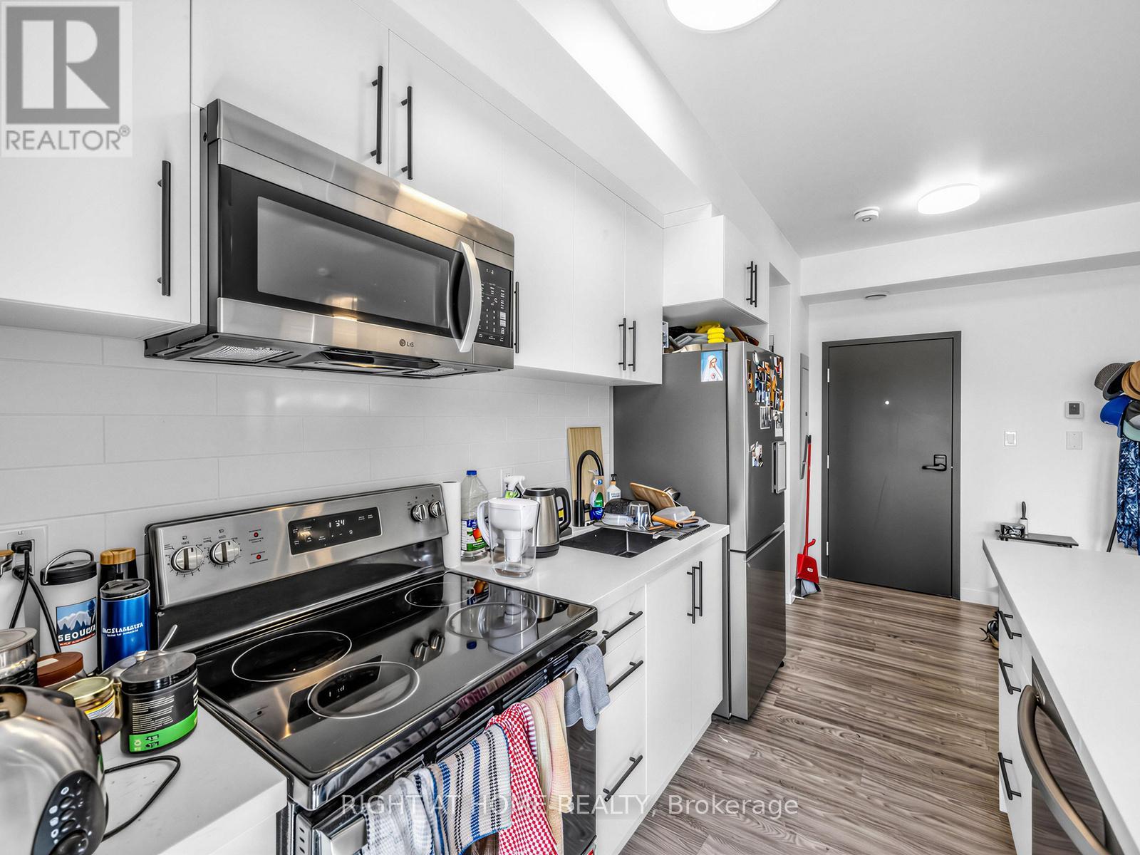 #8 - 148 Glenlake Avenue, Toronto, Ontario  M6P 1E7 - Photo 12 - W13420350
