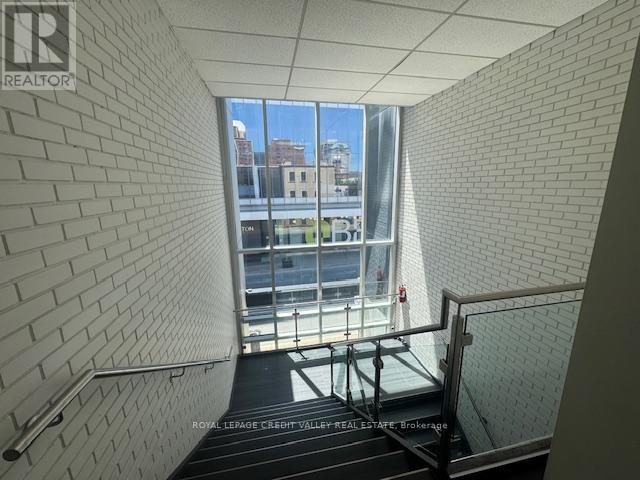 301 - 6 George Street S, Brampton, Ontario  L6P 1P1 - Photo 6 - W13420352