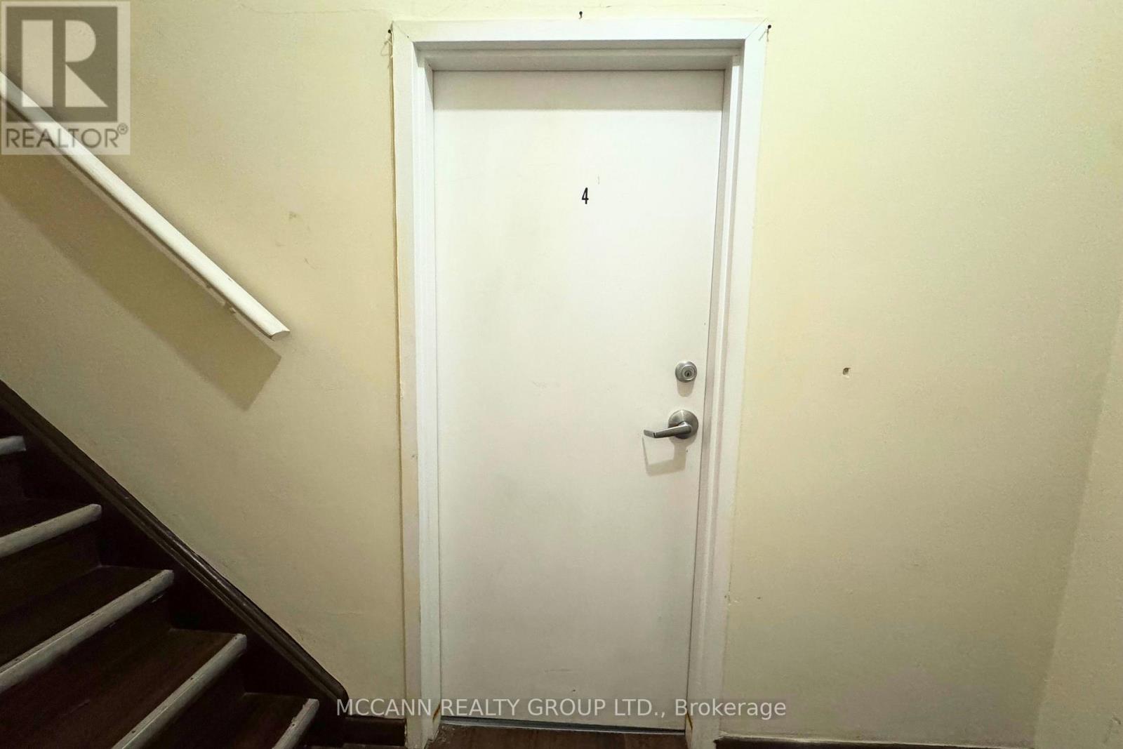 2544 Eglinton Avenue W, Toronto, Ontario  M6M 1T1 - Photo 11 - W13420360