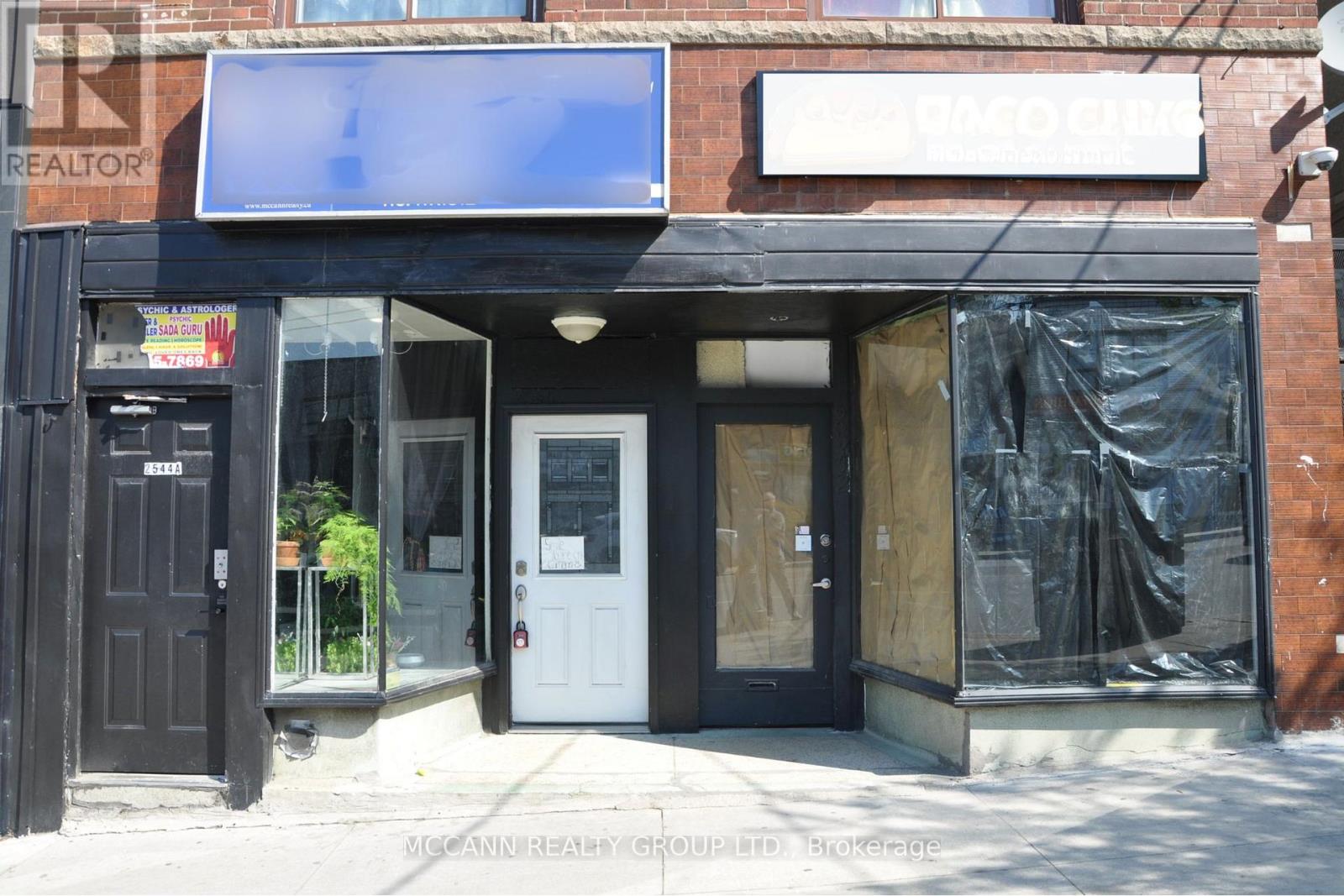 2544 Eglinton Avenue W, Toronto, Ontario  M6M 1T1 - Photo 2 - W13420360